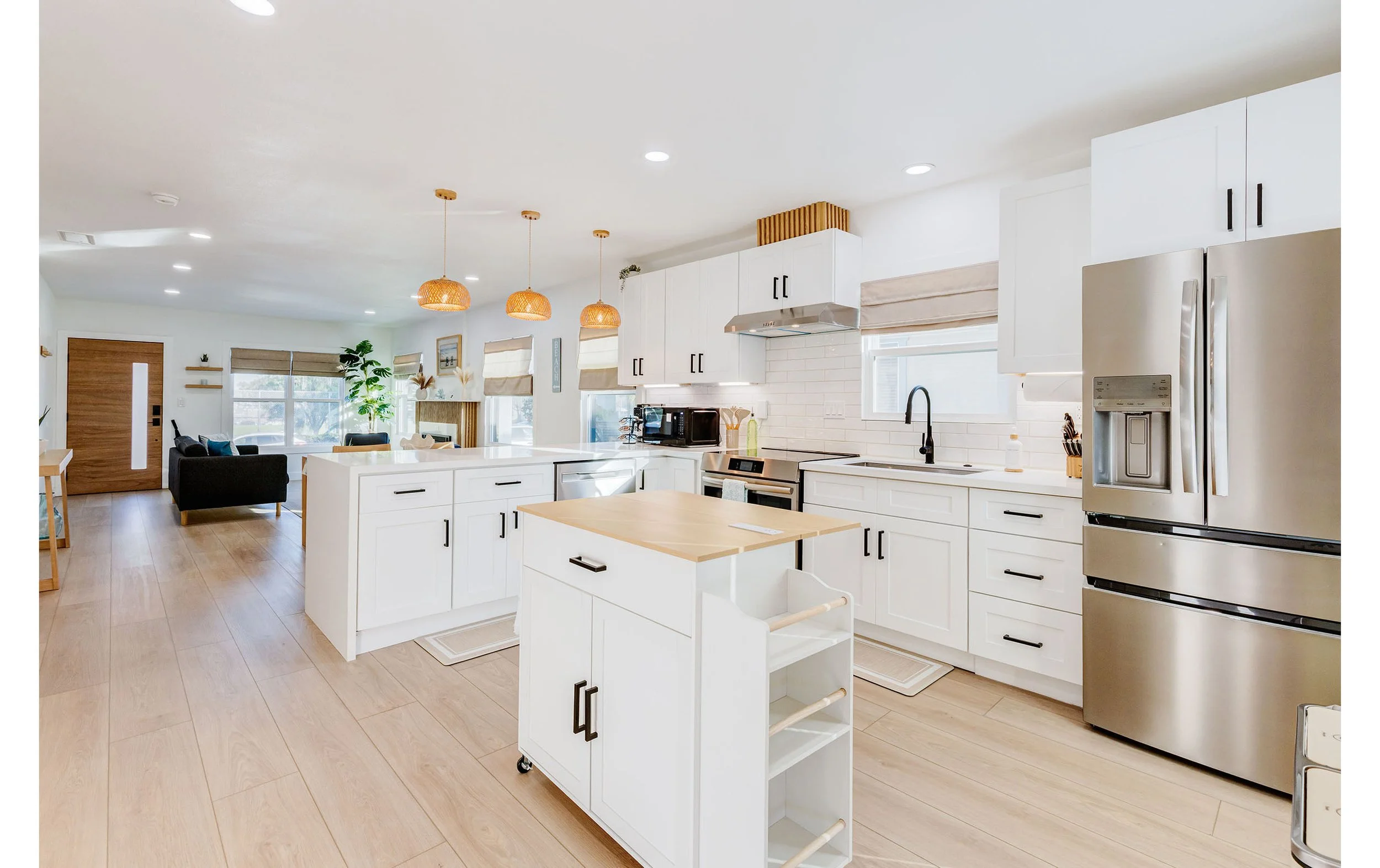 long-beach-coastal-kitchen-island.jpg