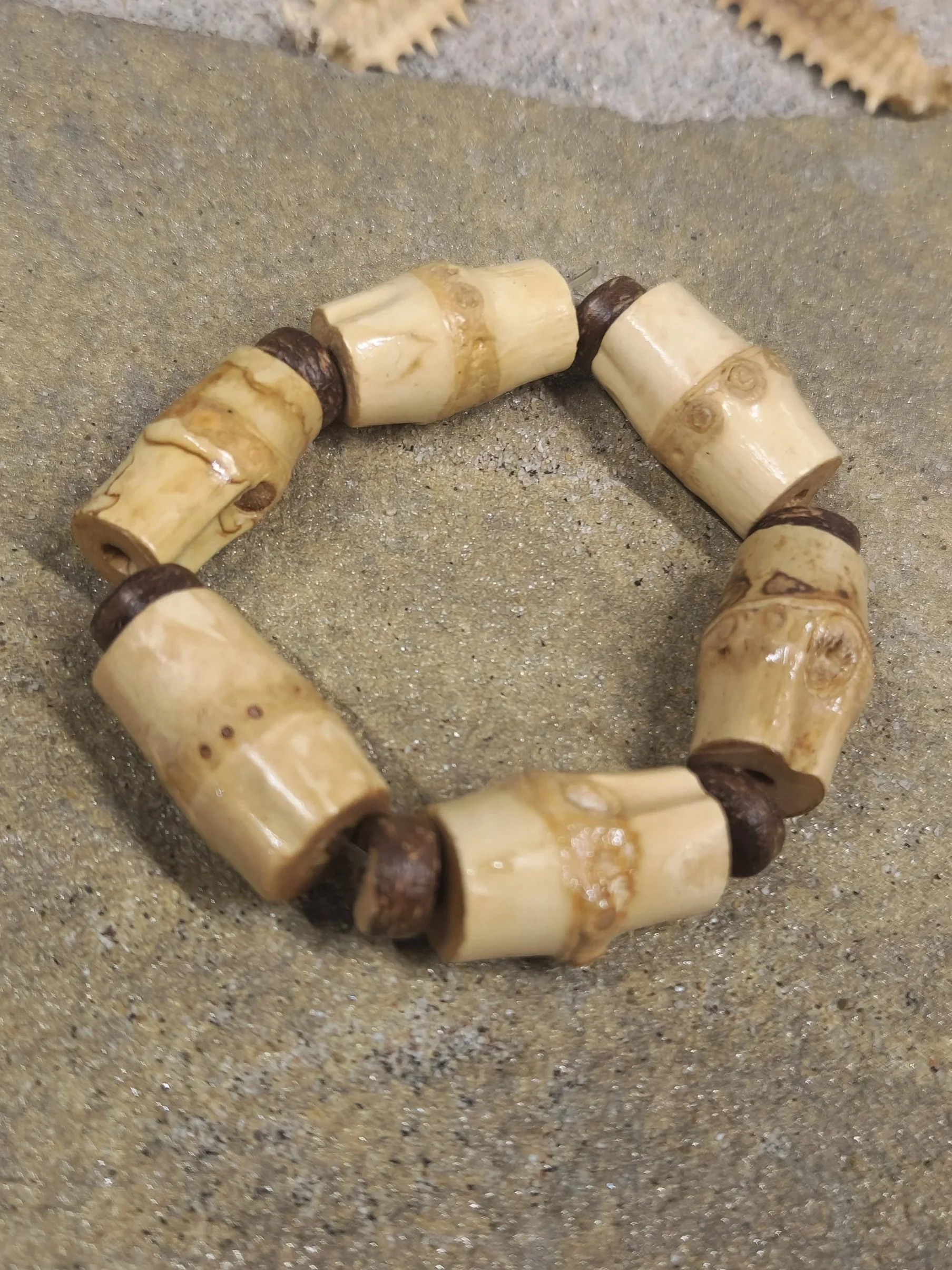 Bamboo & Coconut Bead Stretch Bracelet (XS)