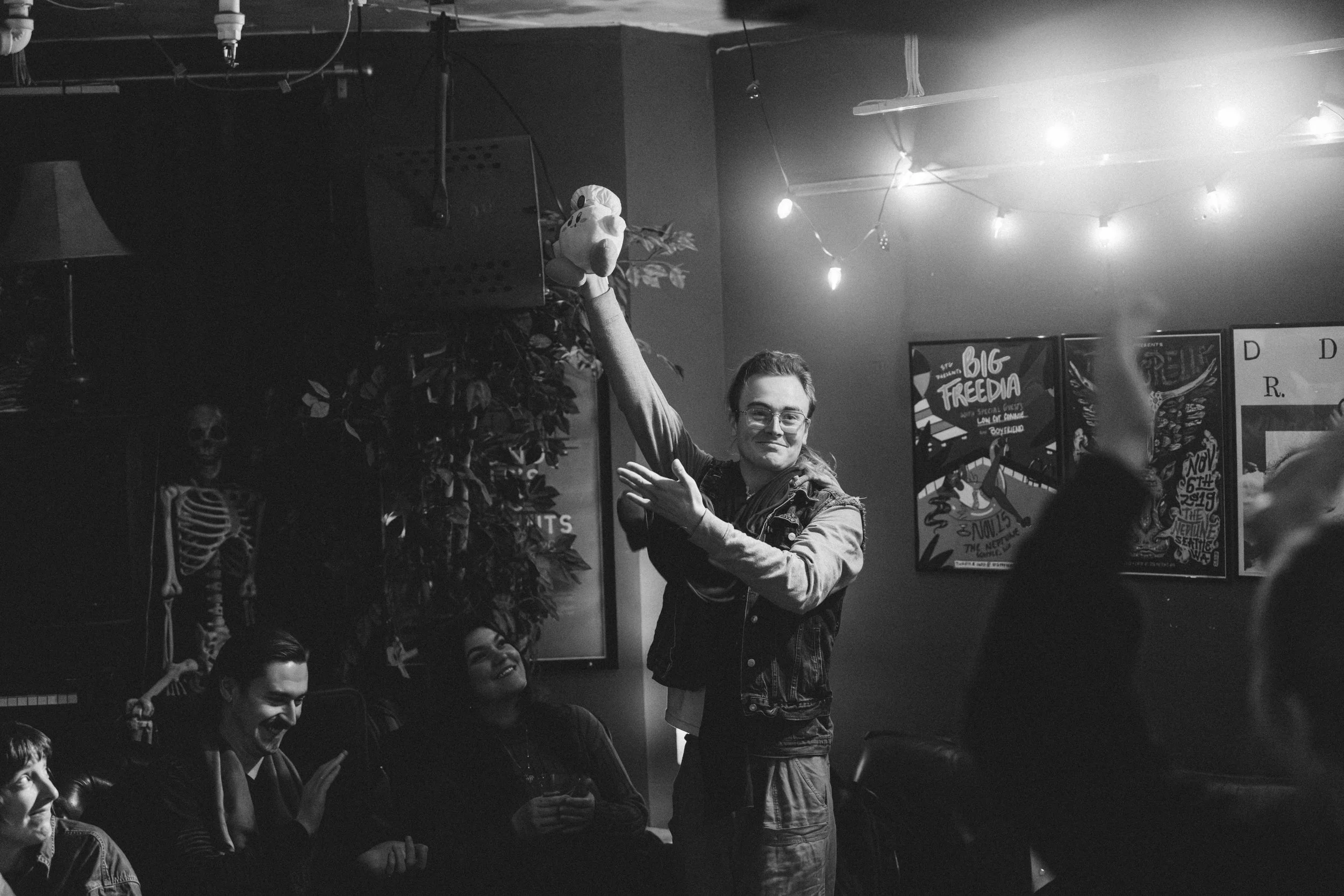 ShakesBar_Hamlet_Photo Credit Giao Nguyen_WEB-12.jpg