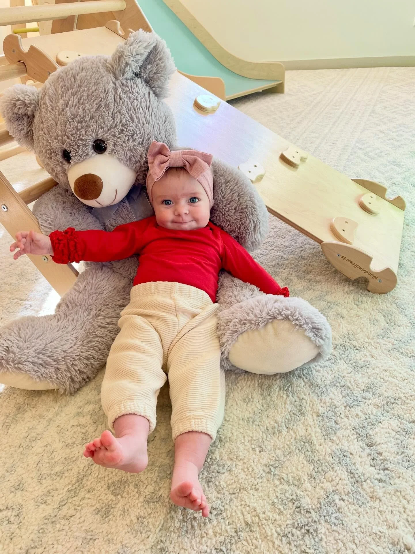 We found a little love bug curled up with our favorite friend, Big Bear ❤️
Did you know babies 12 months and under are always FREE with a sibling?
Bring your love bugs and come play.