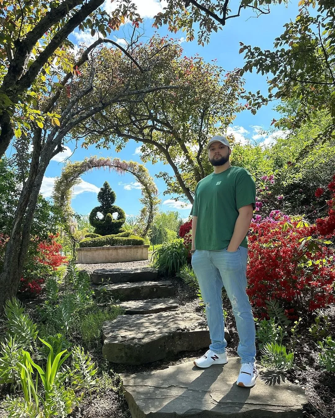 Spring is in full bloom at Ladew, and we love seeing the gardens through your eyes! 🌸✨ Share your favorite moments with us by tagging @ladewgardens for a chance to be featured. 📸 #LadewGardens

Pictures 1 and 2: @ayayron.davis
Picture 3: @leeenos
