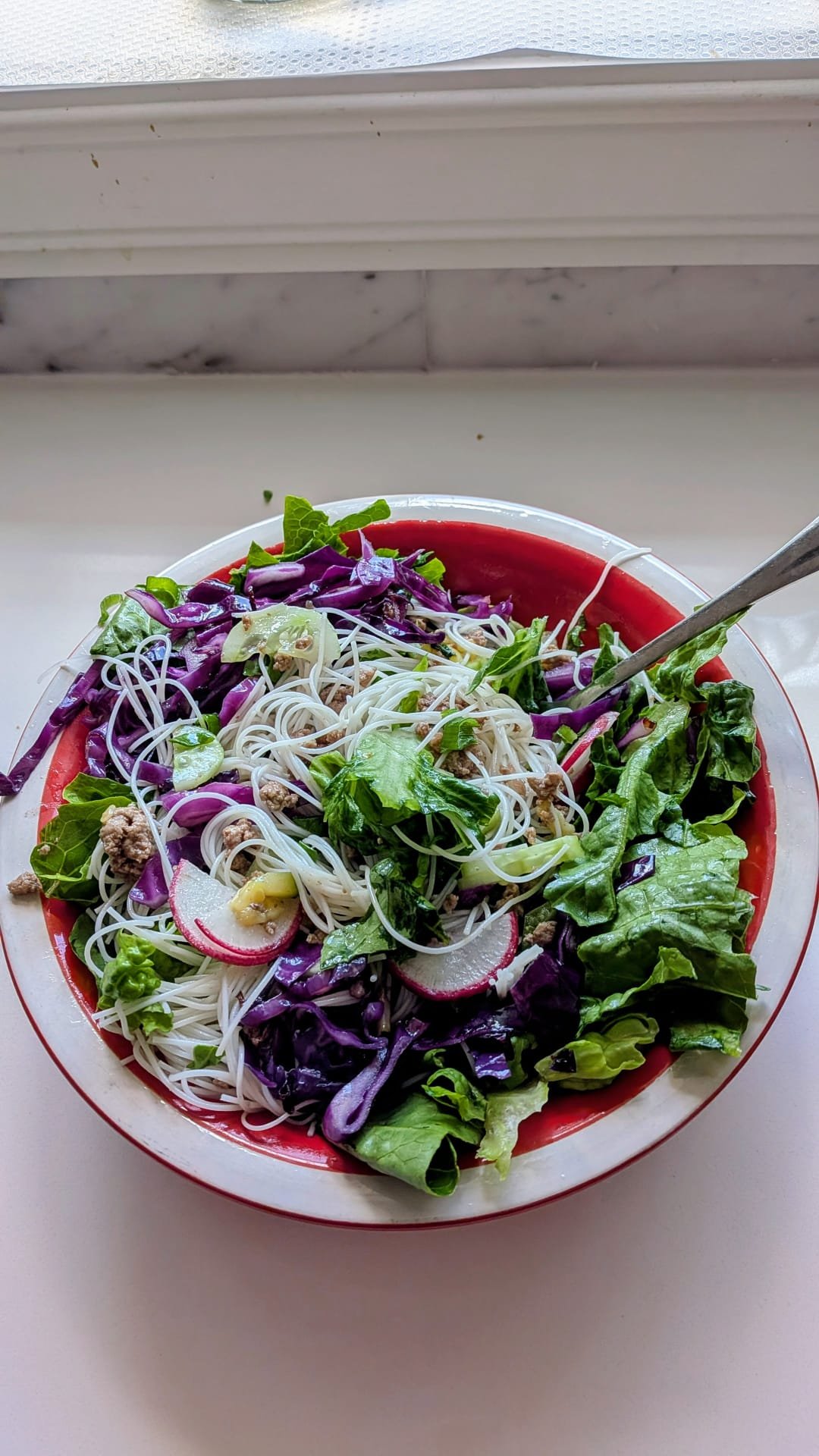 Beef vermicelli lettuce cups / bowl