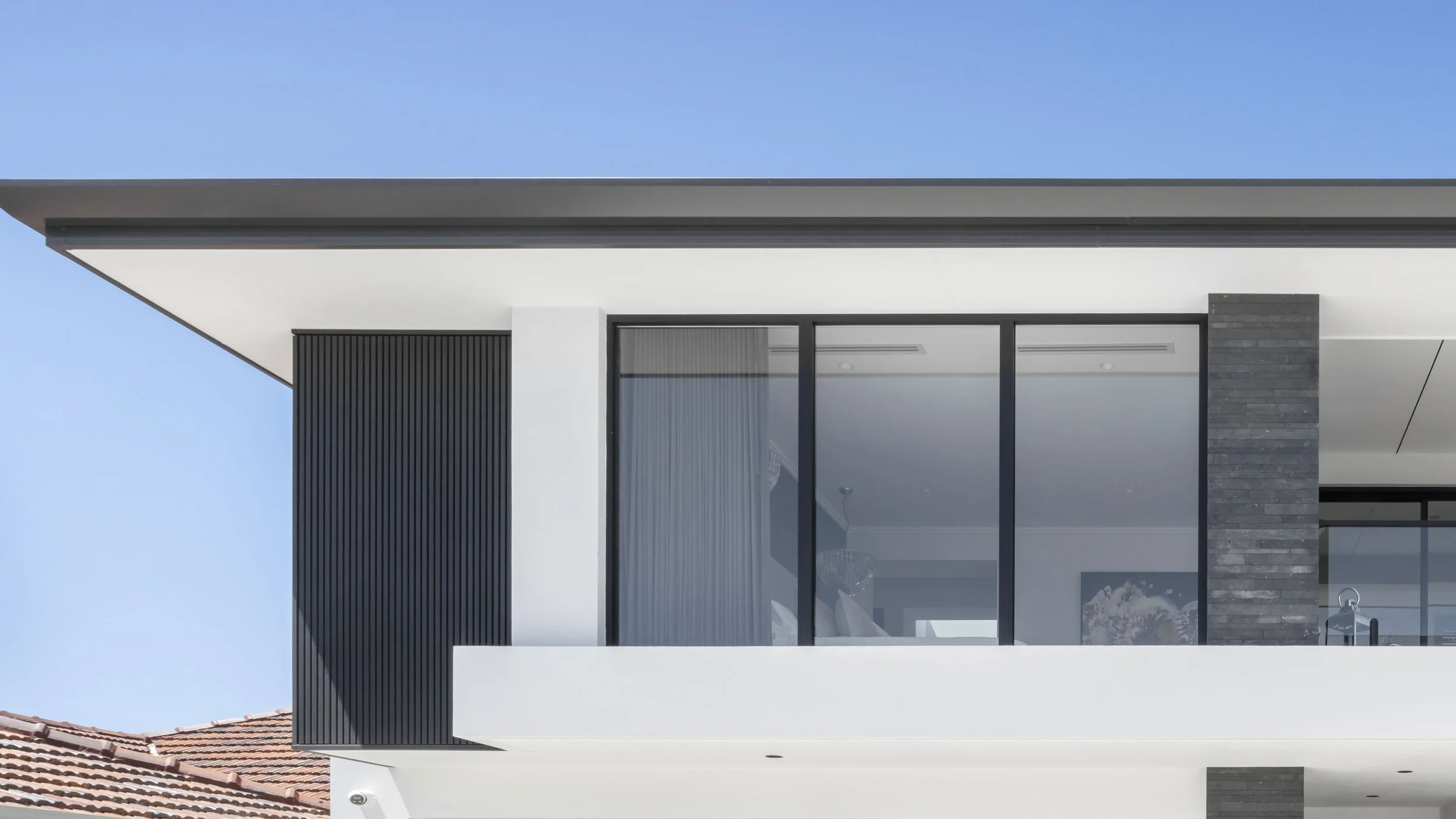 Newtechwood Castellation Cladding (UH61) 196x25x5400mm - Ebony Colour ...