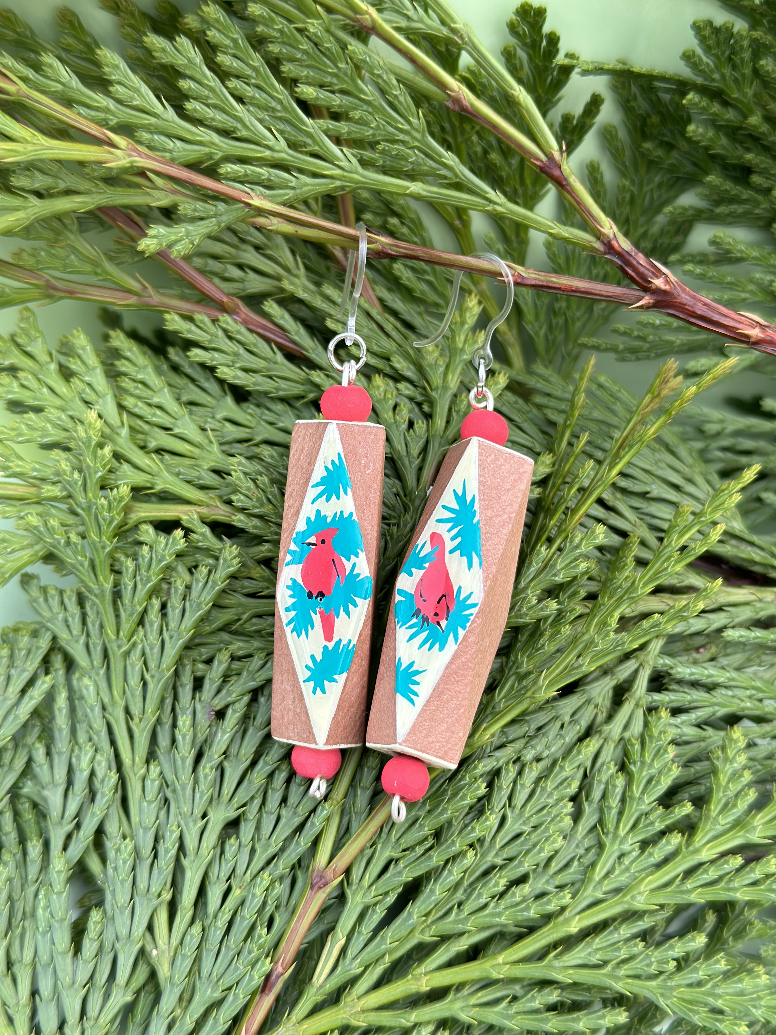 cardinal_earrings.png