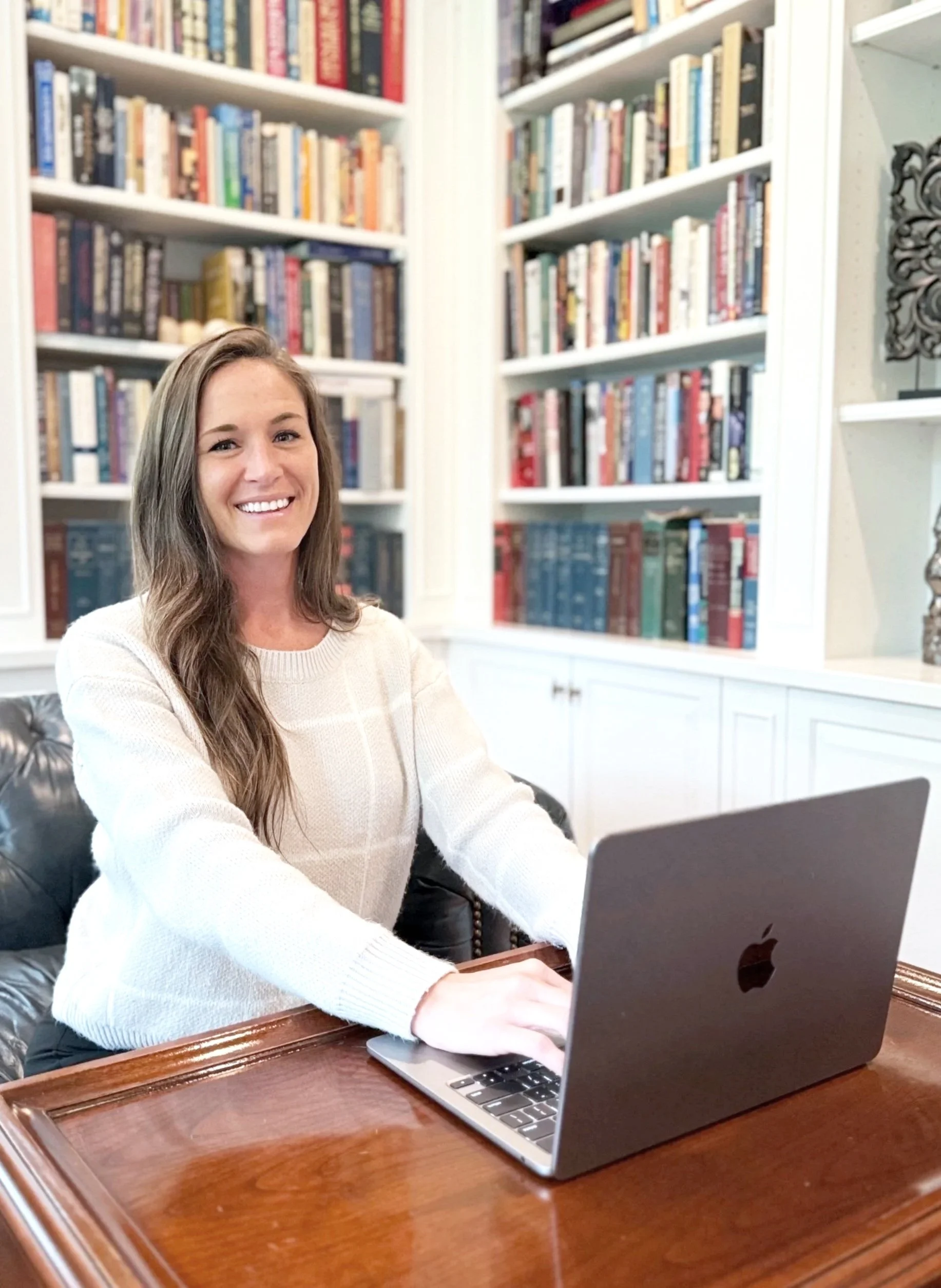 Tasha Ricciardi, professional home organizer serving Central New Jersey