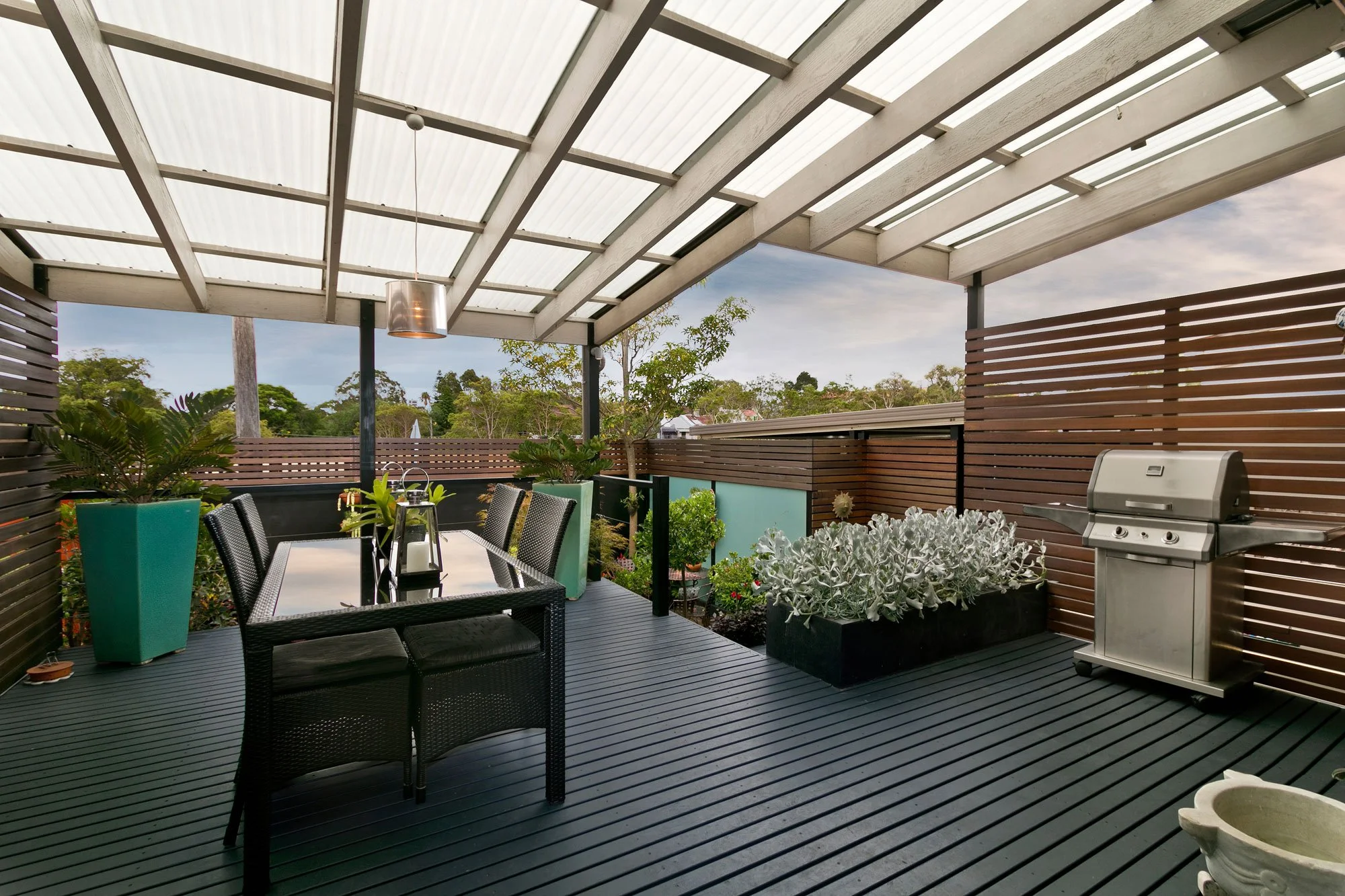 Transform Your Backyard with a Pergola: Design Ideas &amp; Build Tips for Des&nbsp;Moines Homes