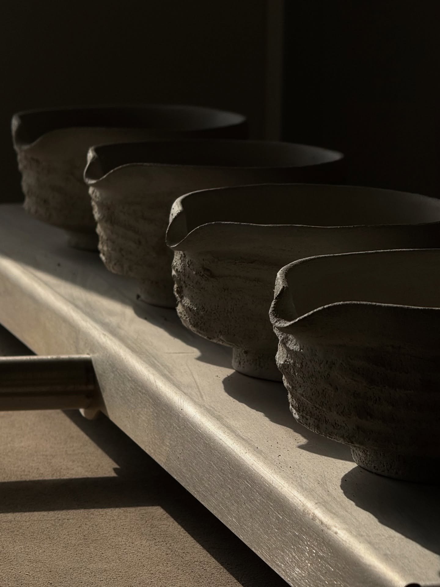 Kurinuki matcha sets for @megumi_matcha 

Perfectly imperfect.
Balanced somewhere between tidy and rough, clean and minimal yet raw and loud.
This is where I love to work ~ pushing those edges, letting the piece decide how far it wants to go.

I don&