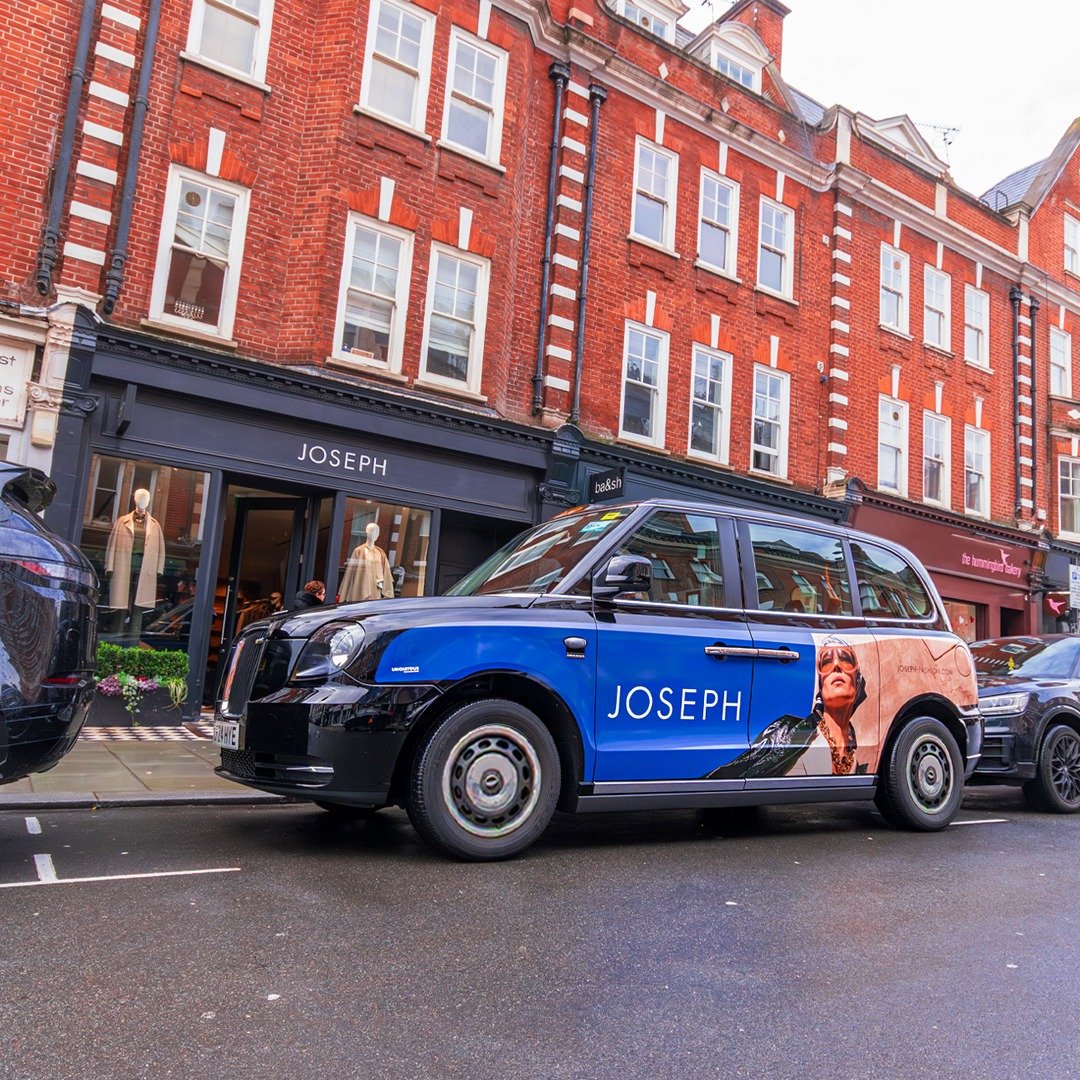 London Fashion Week might be finished, but our handsome cabs featuring @josephfashion and their latest campaign are still striking a pose on our streets. Taxi Advertising makes attention-grabbing moments for chic brands.