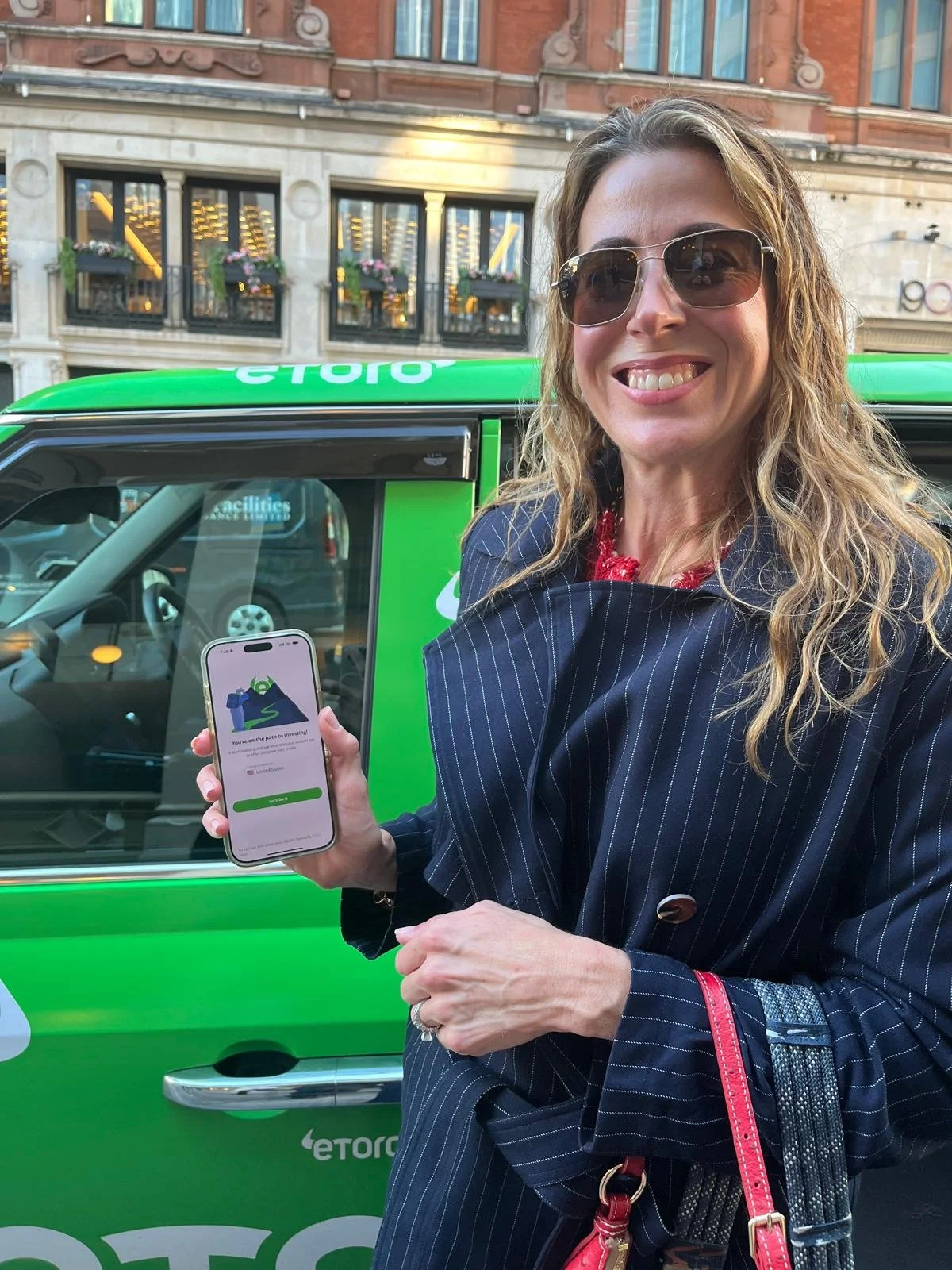 Etoro x Free Rides (17).jpg