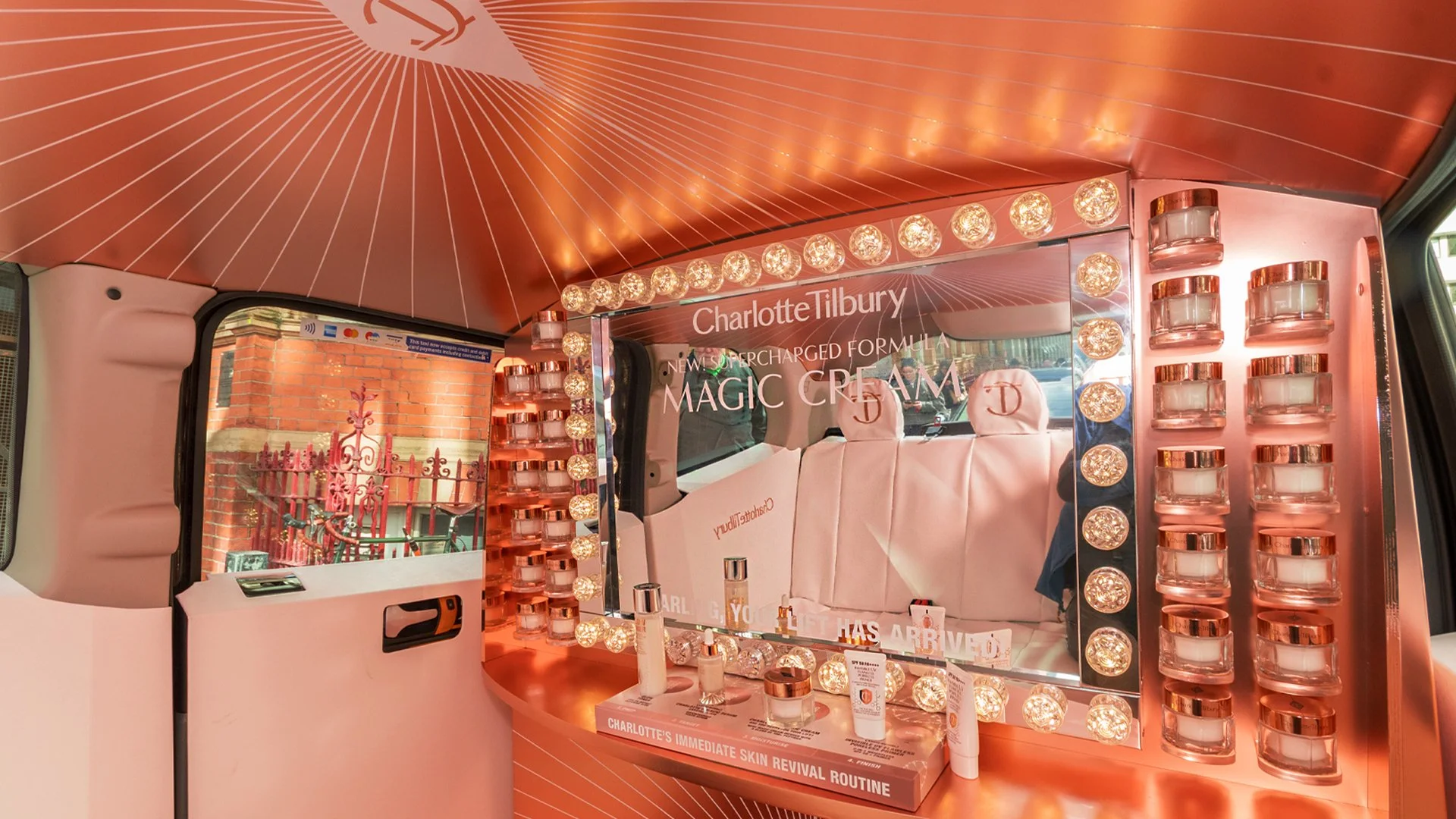 charlottetilbury-specialbuild-linkedin-2.jpg