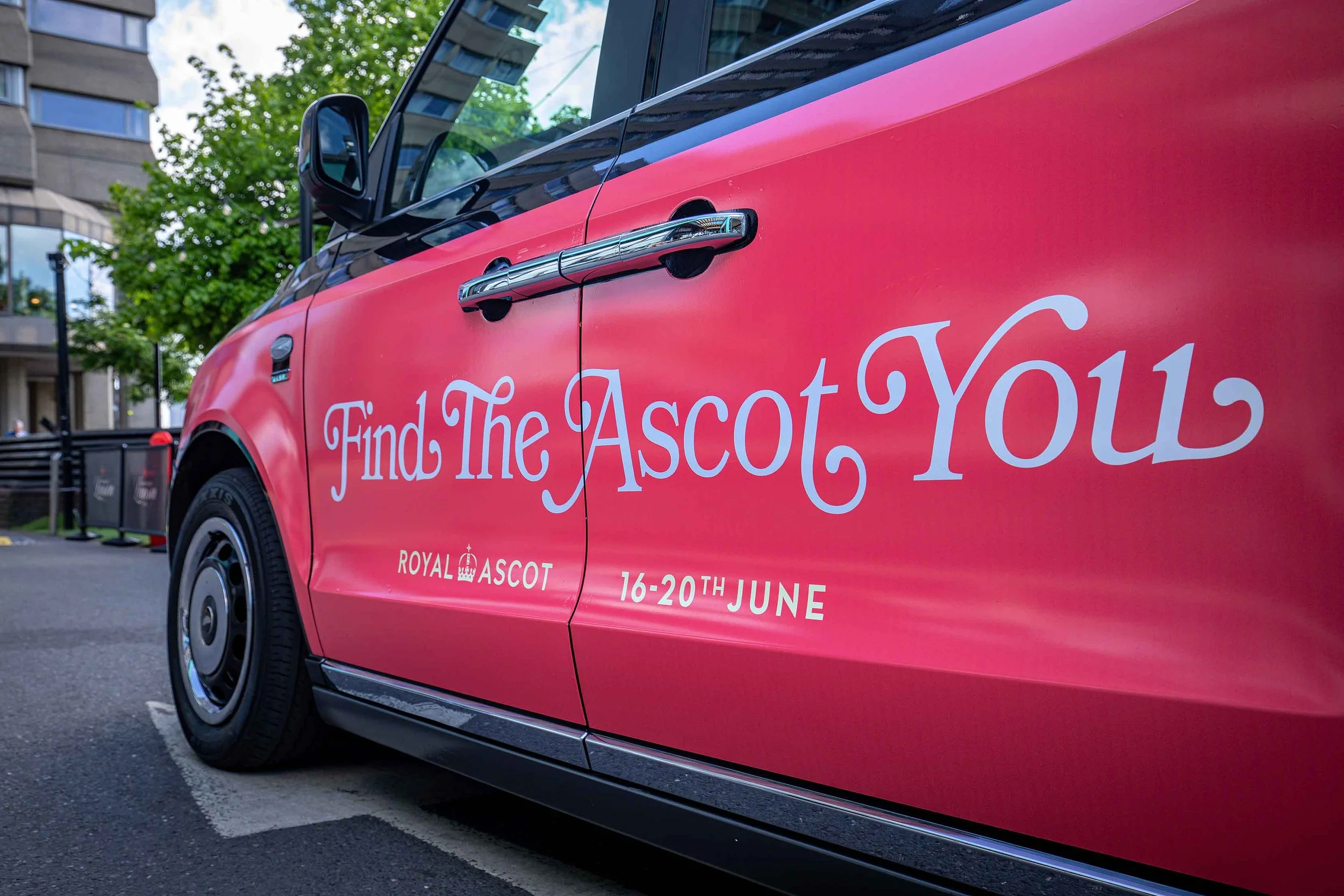 Horse Racing and Taxi Advertising