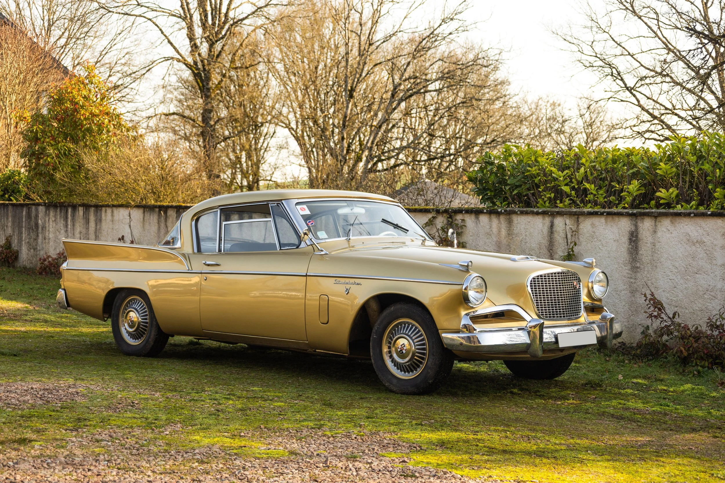 Studebaker Silver Hawk V8