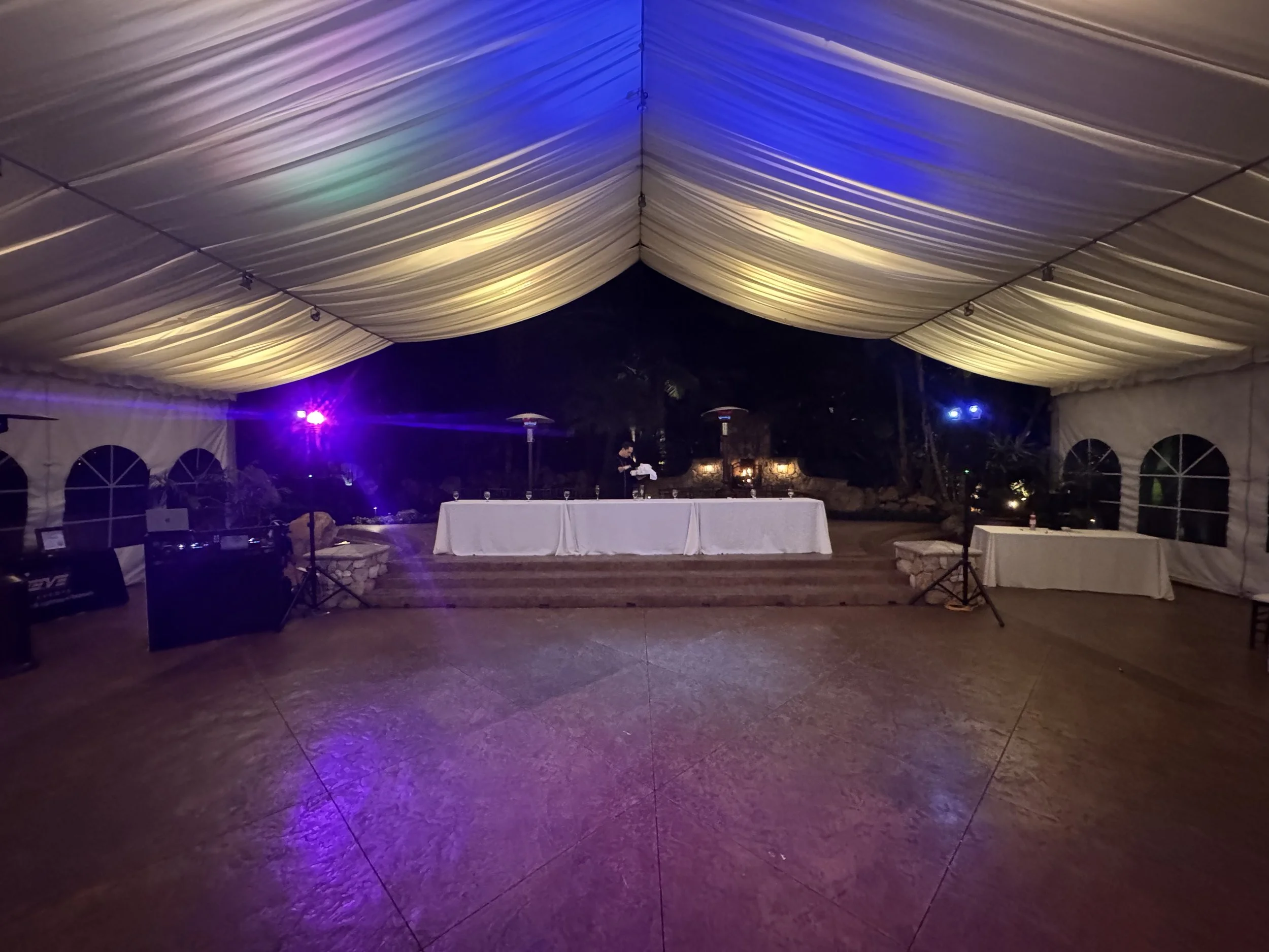 Uplighting-setup.jpeg