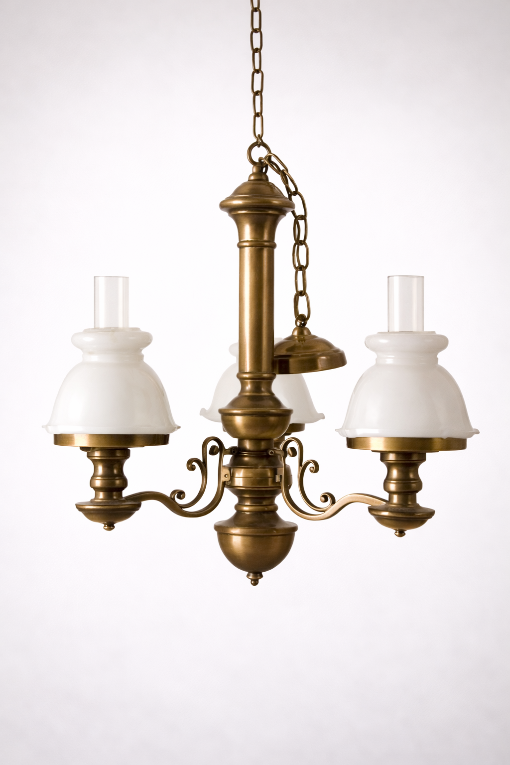 Candelabro antigo de bronze com vidro.png