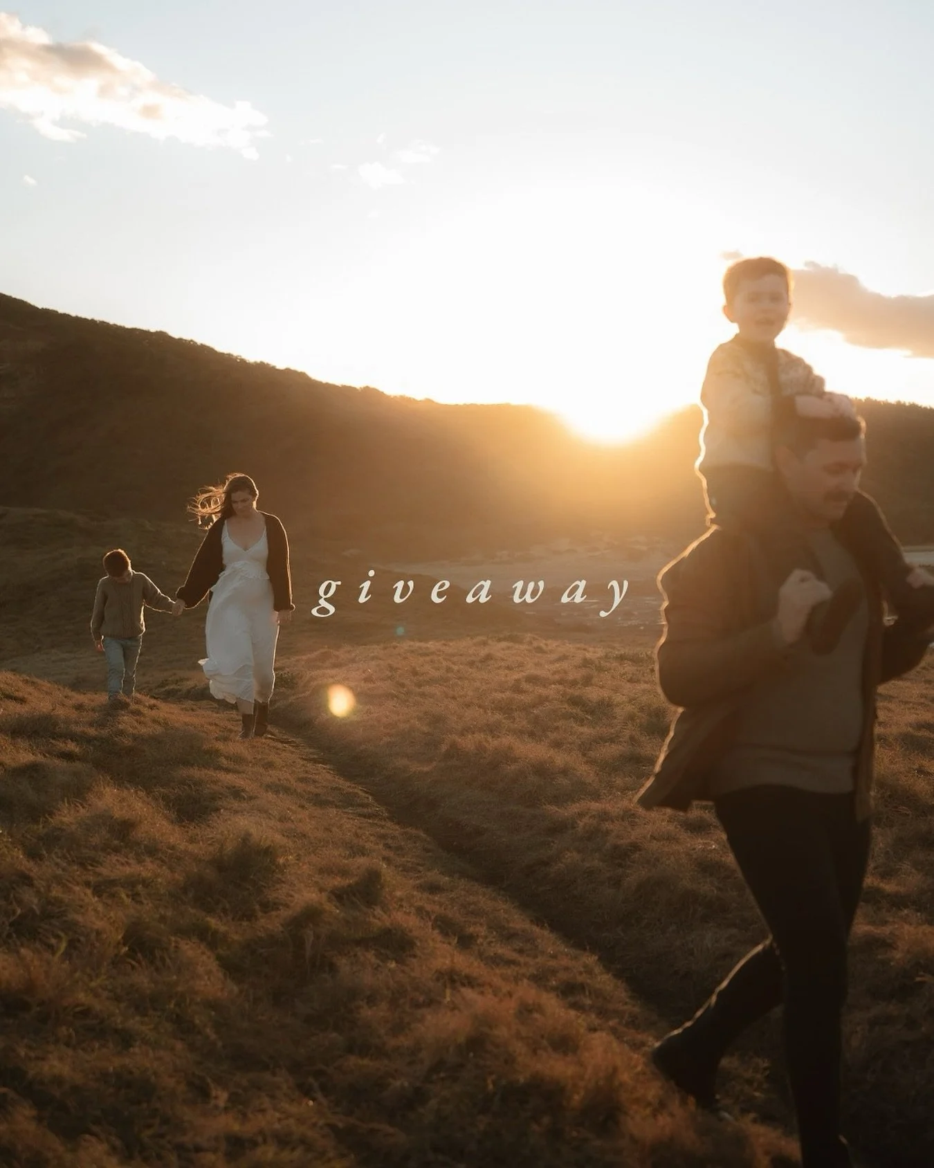 ~ G I V E A W A Y ~

It&rsquo;s been a little while since I&rsquo;ve done one of these, but with the little milestone of 1,500 followers - why not. As a thank you for being here, I&rsquo;m giving away a session to one lucky person.&nbsp;

You&rsquo;l