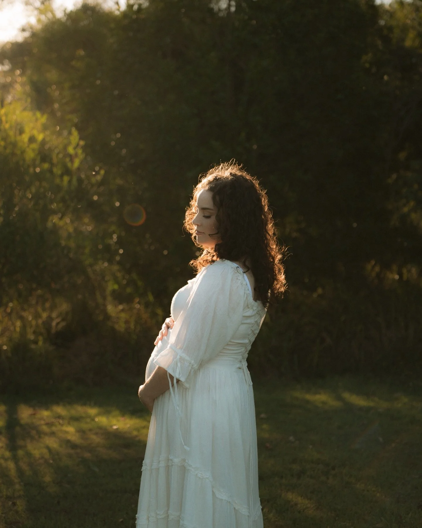 A little bit of fairytale romance, some subtle flowers and greenery ~ that was the brief for this beautiful couple&rsquo;s session and I think we made that vision come to life. 

C + J eagerly awaiting their littlest love ❤️

A x
____________________