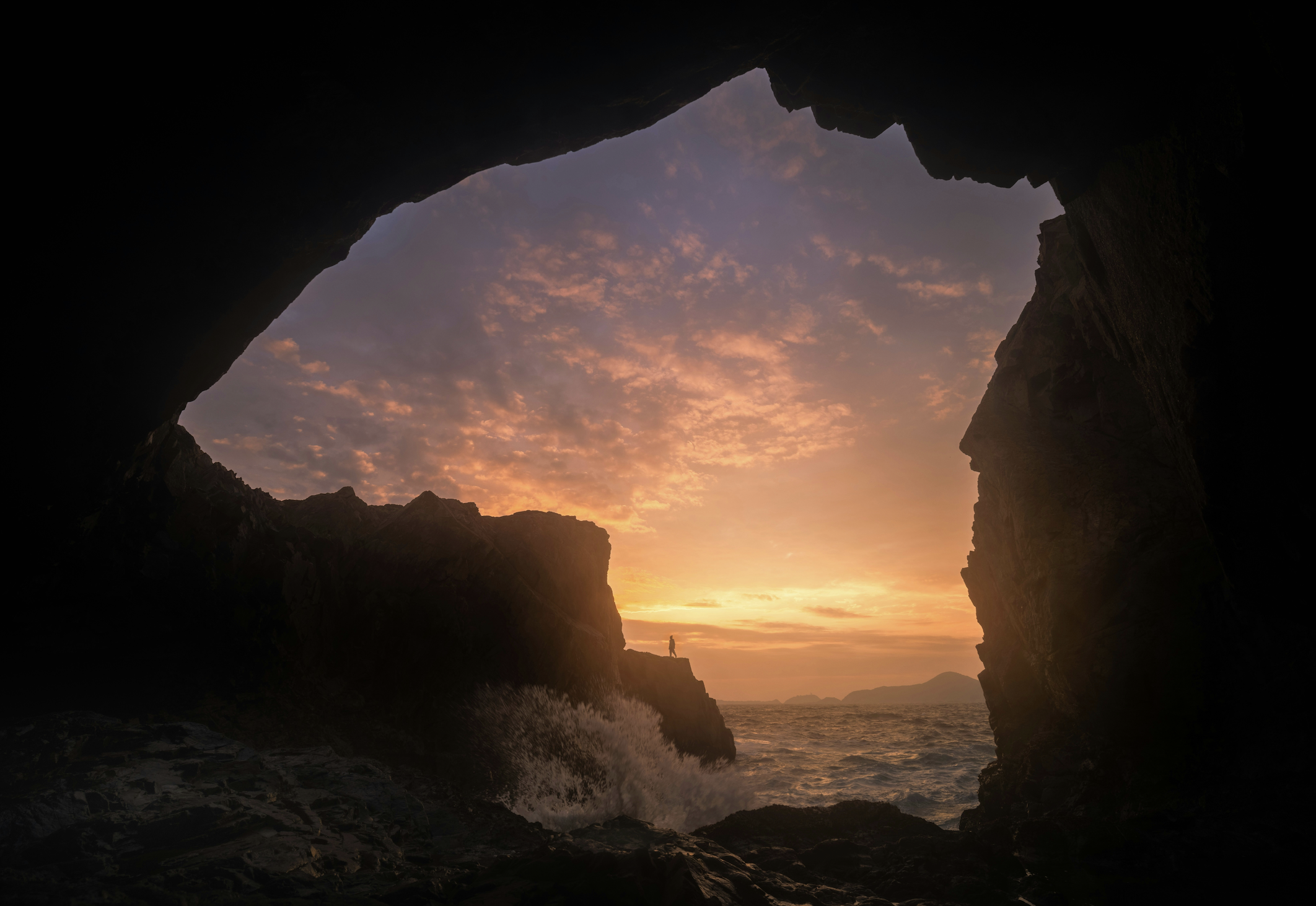 Stepping Out into the Sun: Exploring Western Ontology and the Limits to the Understanding of Gender