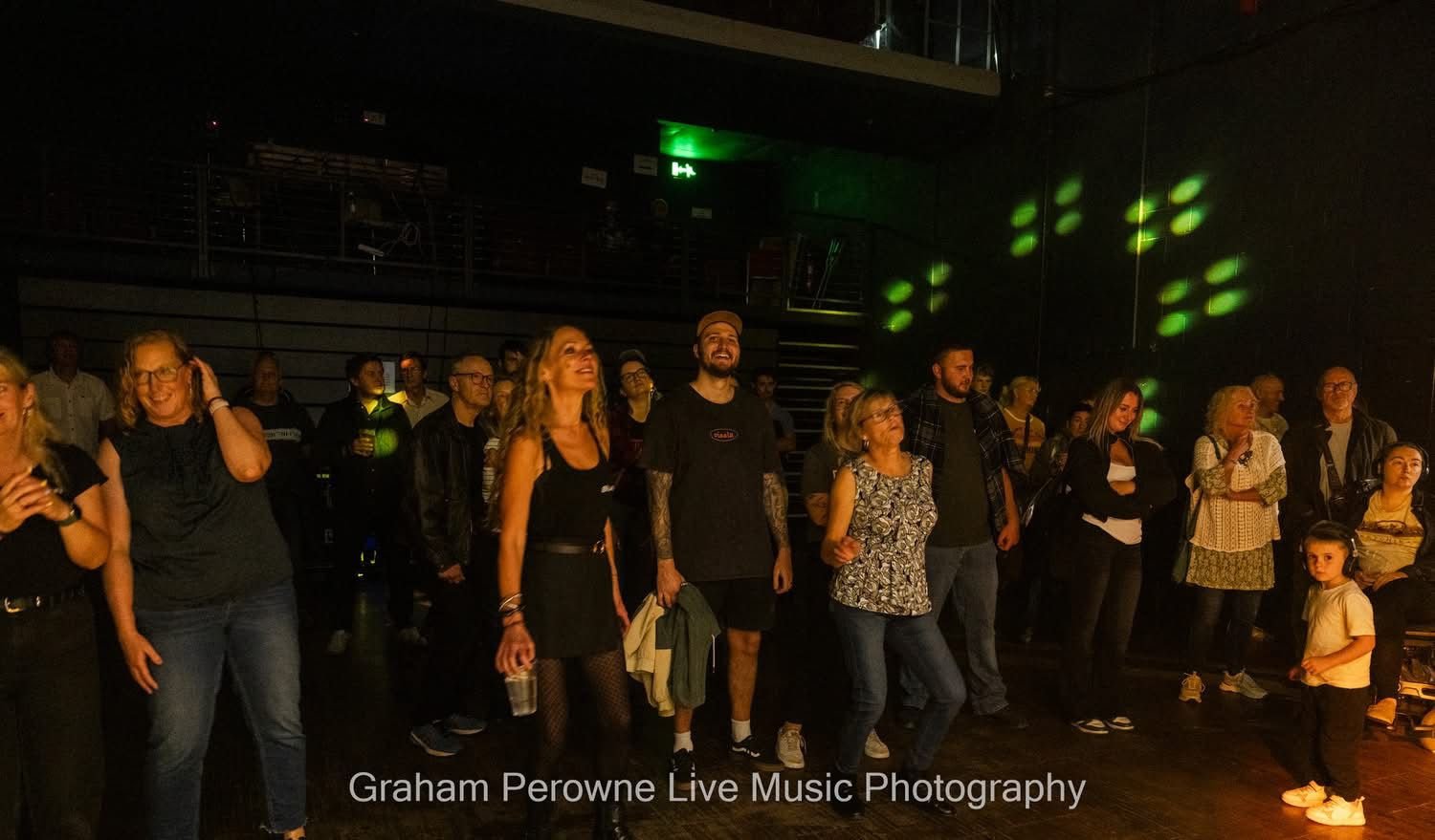 Fans at the phoenix 2.jpeg