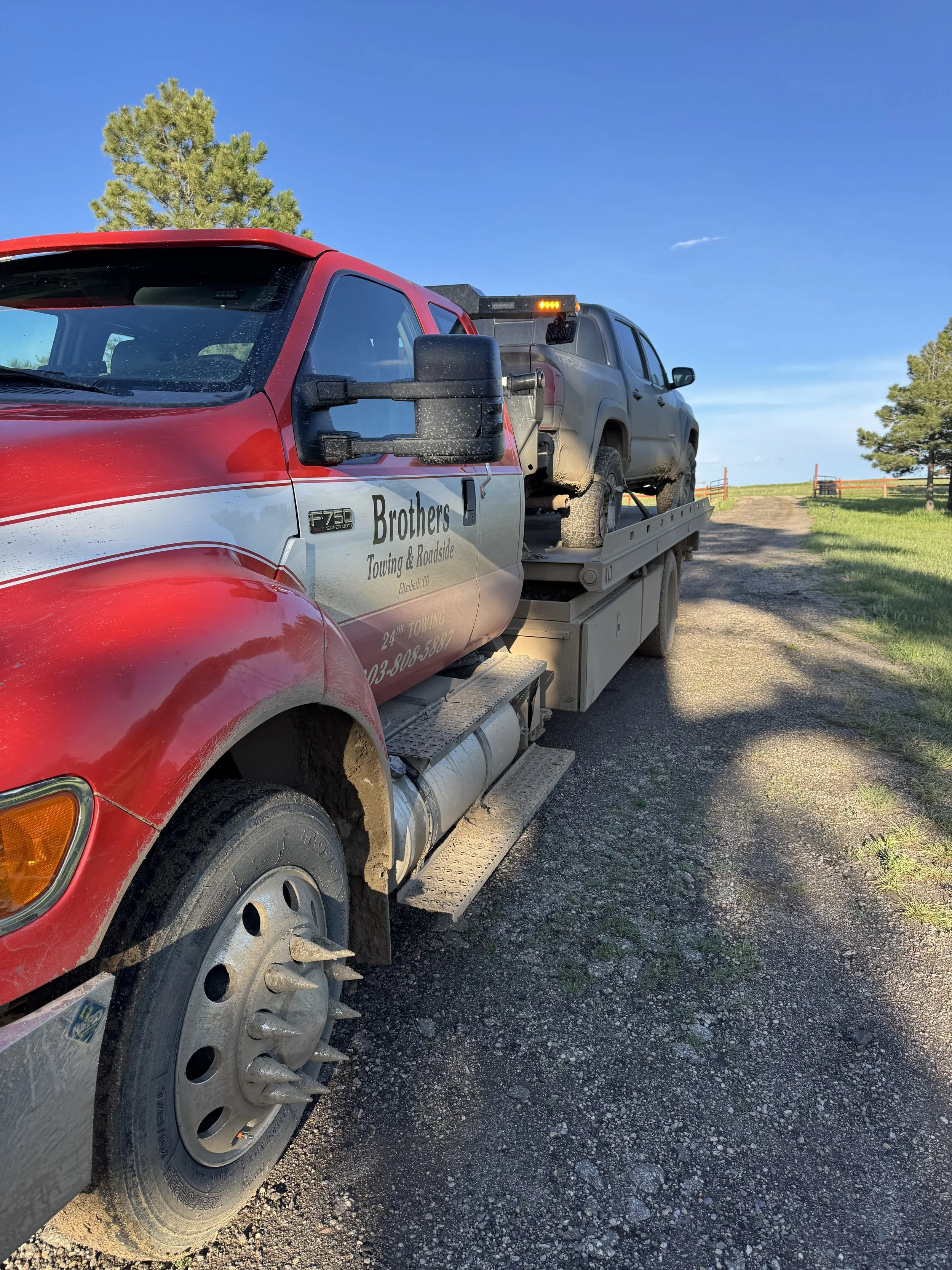 Light Duty Towing Agate Colorado, Emergency Towing, Emergency Roadside, Motorcycle Towing, Jump Start, Tire Change, Gas delivery, Hybrid Towing, Hybrid Jumpstart, JW towing, Parker Towing, Saucedo's Towing LLC,