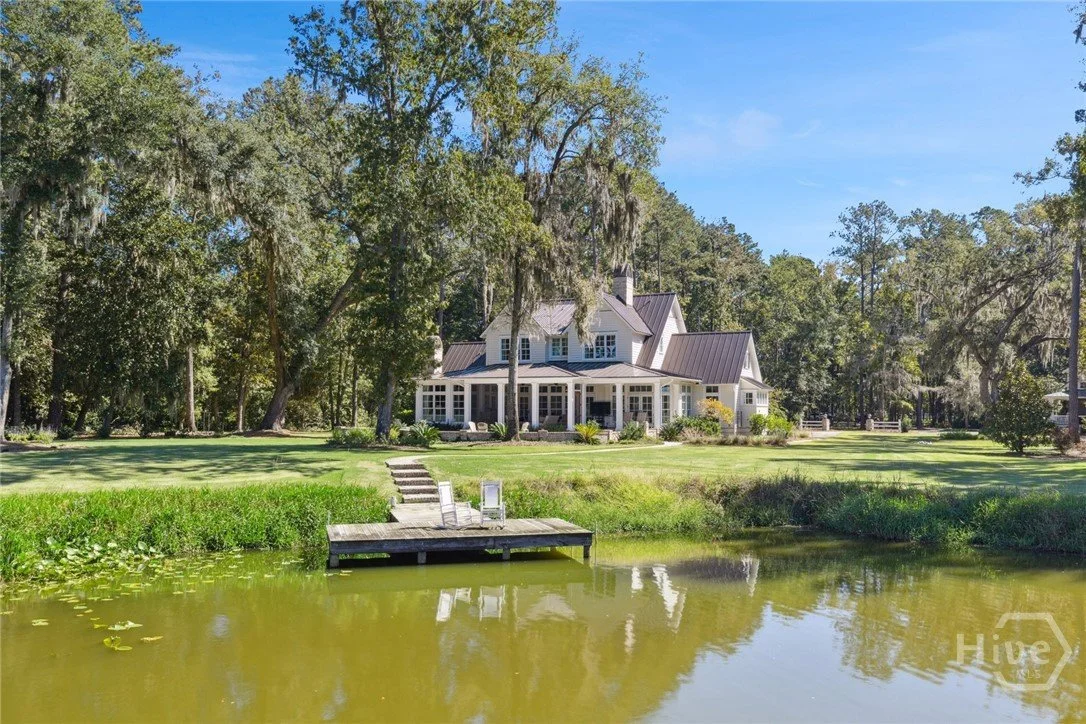 Why Waterfront Properties Continue to Hold Their Value