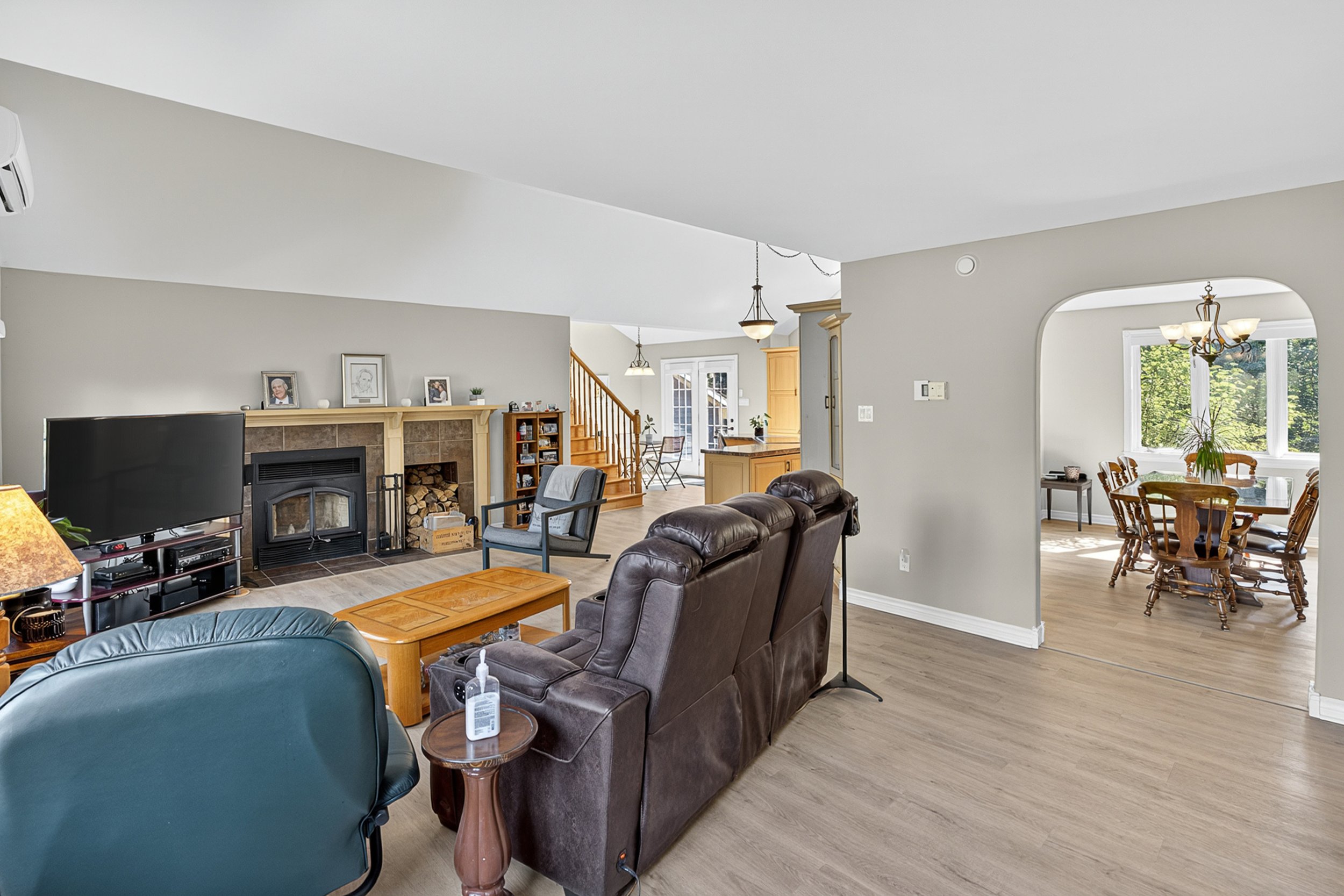 917 Montague Road 48.jpg