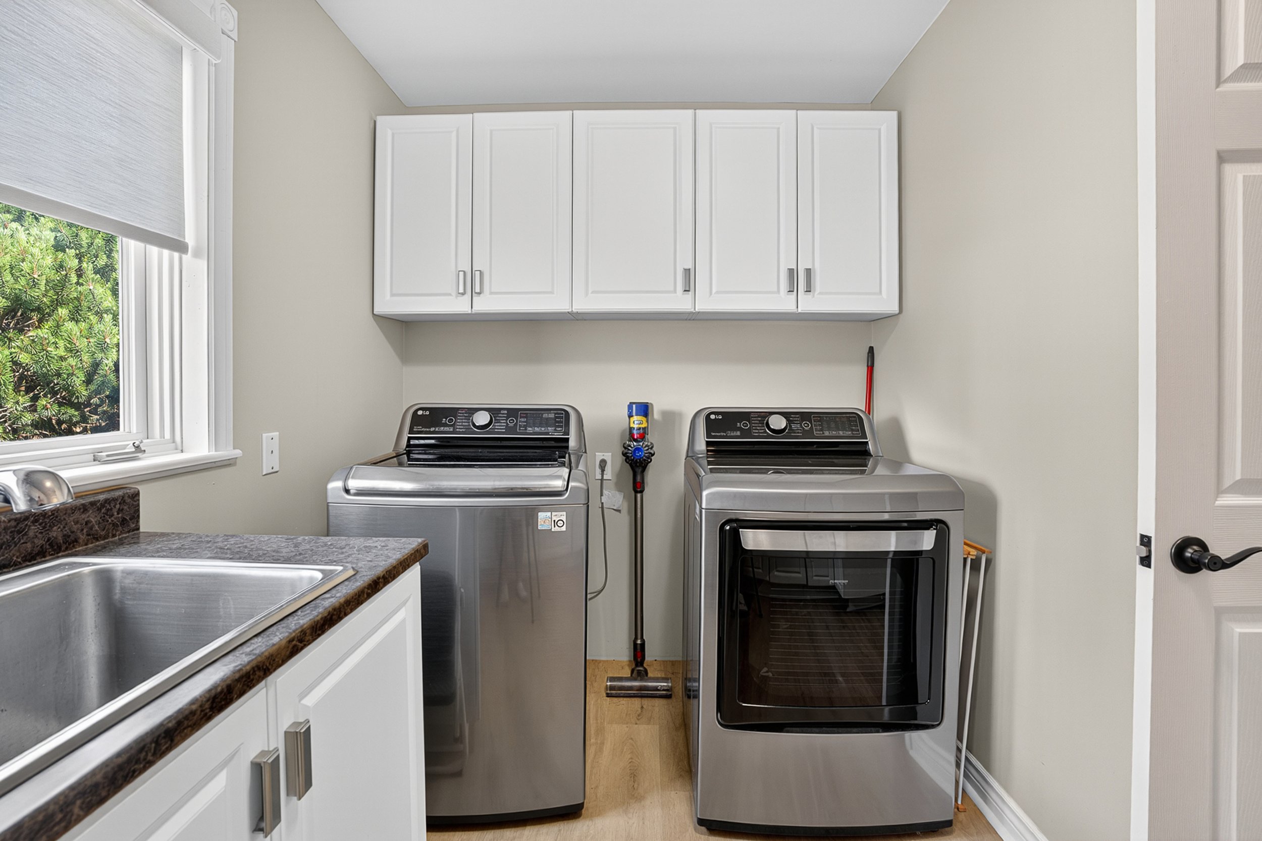 917 Montague Road 76.jpg