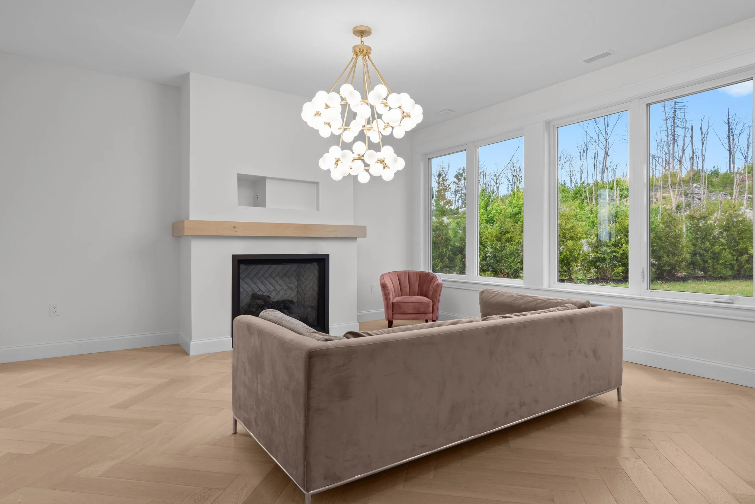 195_Carmel_Cres_21.jpg