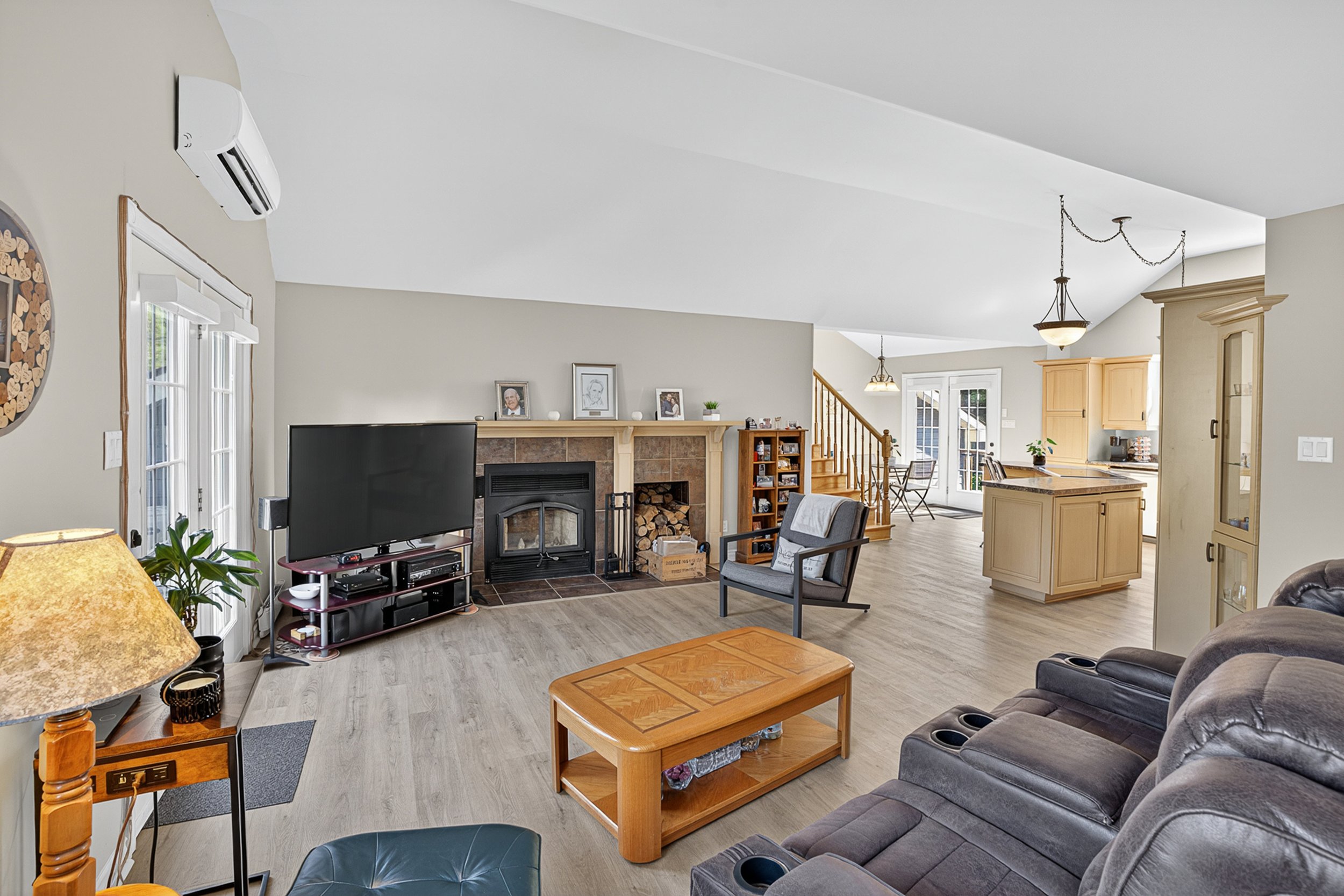 917 Montague Road 47.jpg