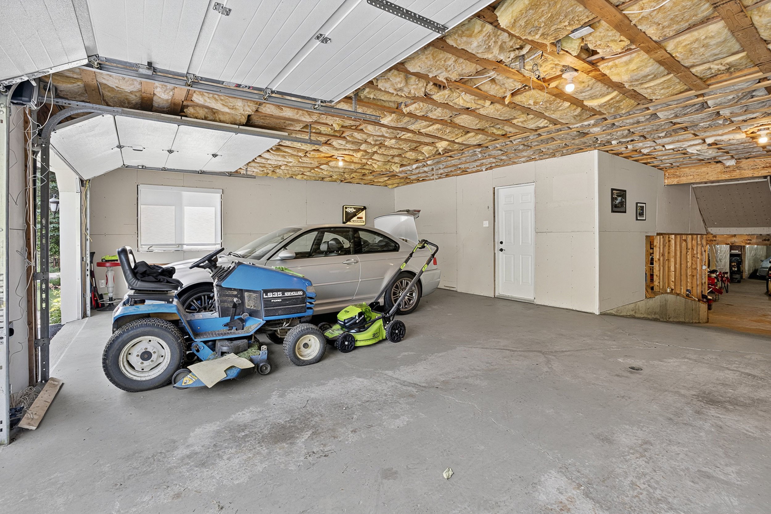 917 Montague Road 16.jpg