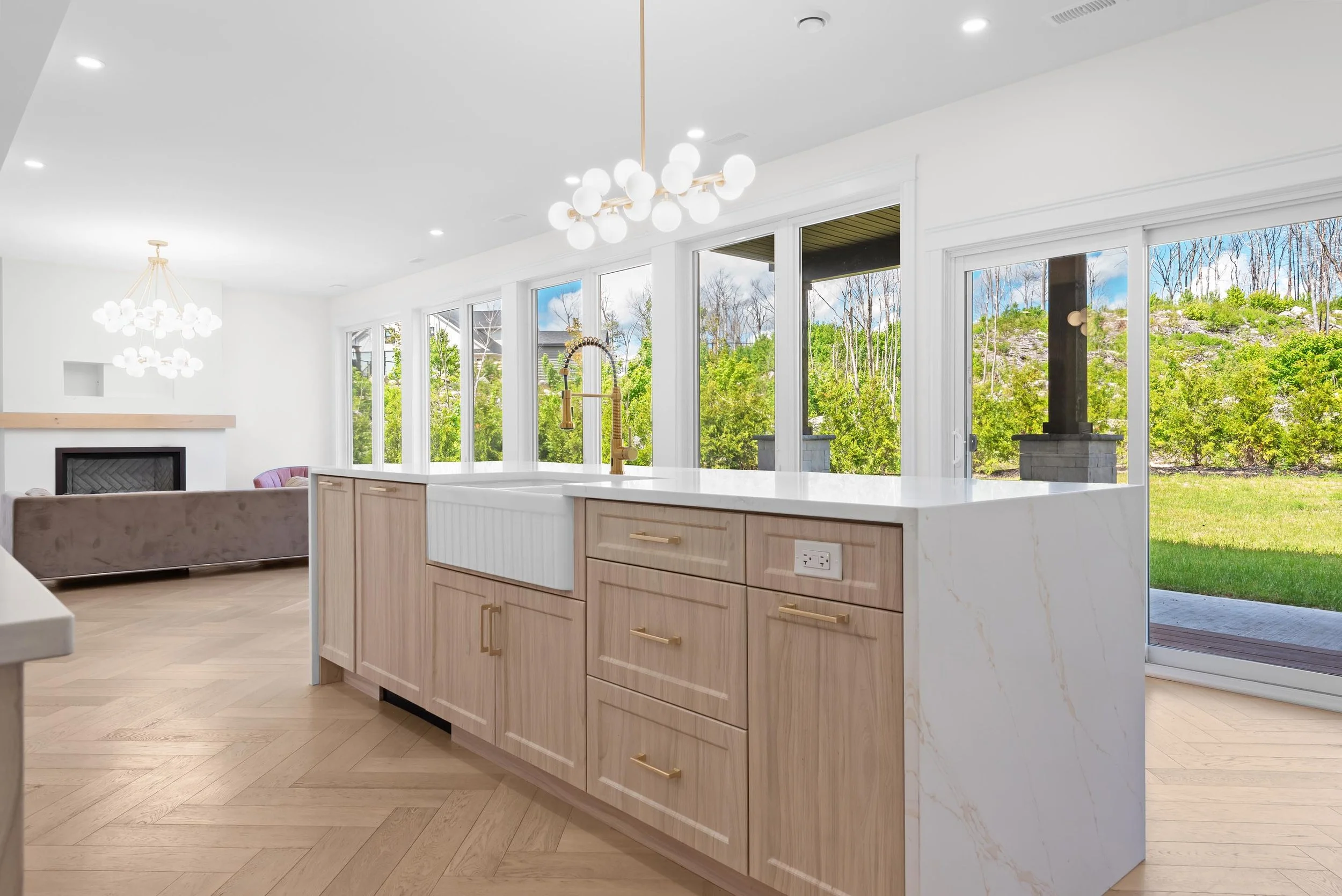 195_Carmel_Cres_15.jpg