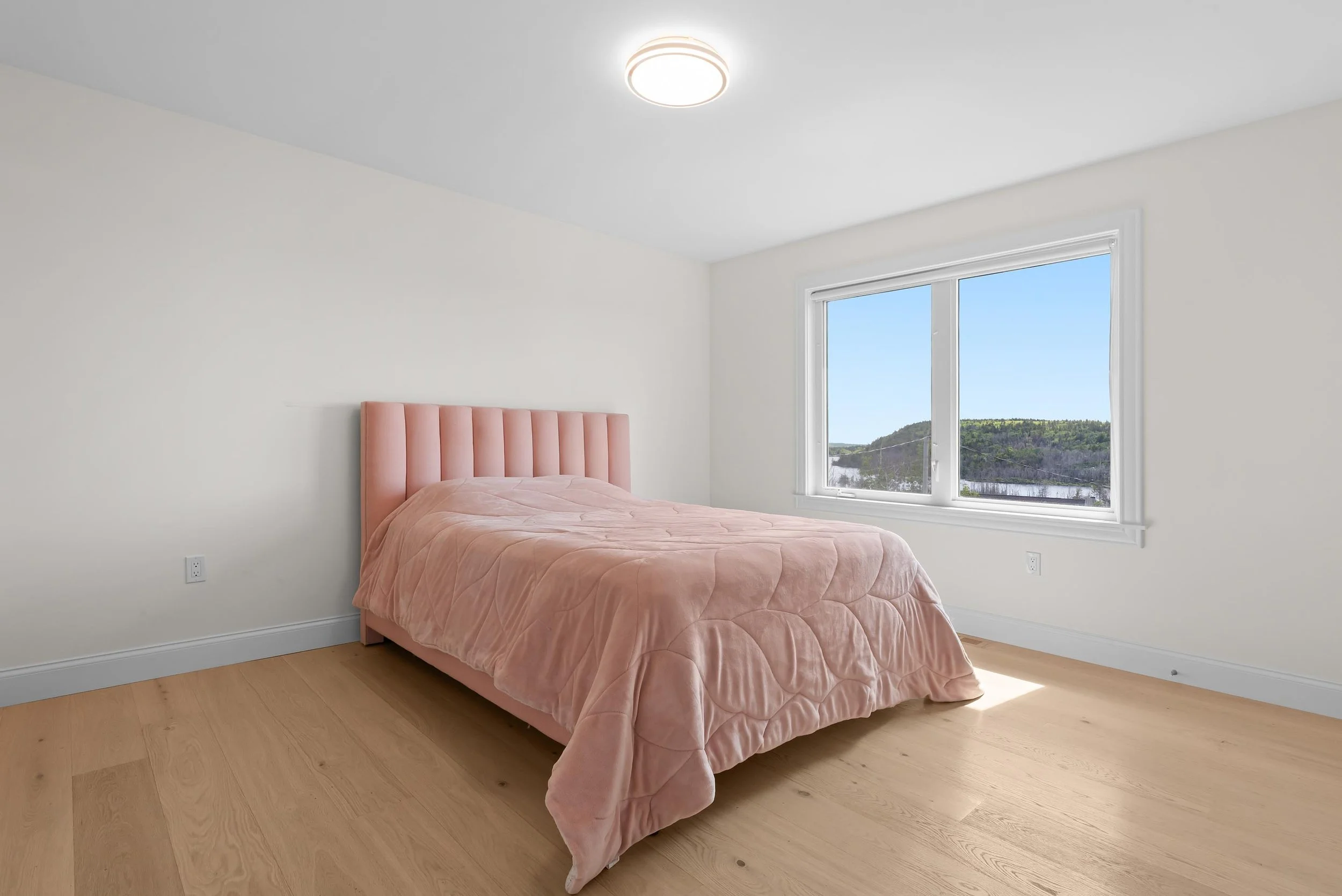 195_Carmel_Cres_41.jpg