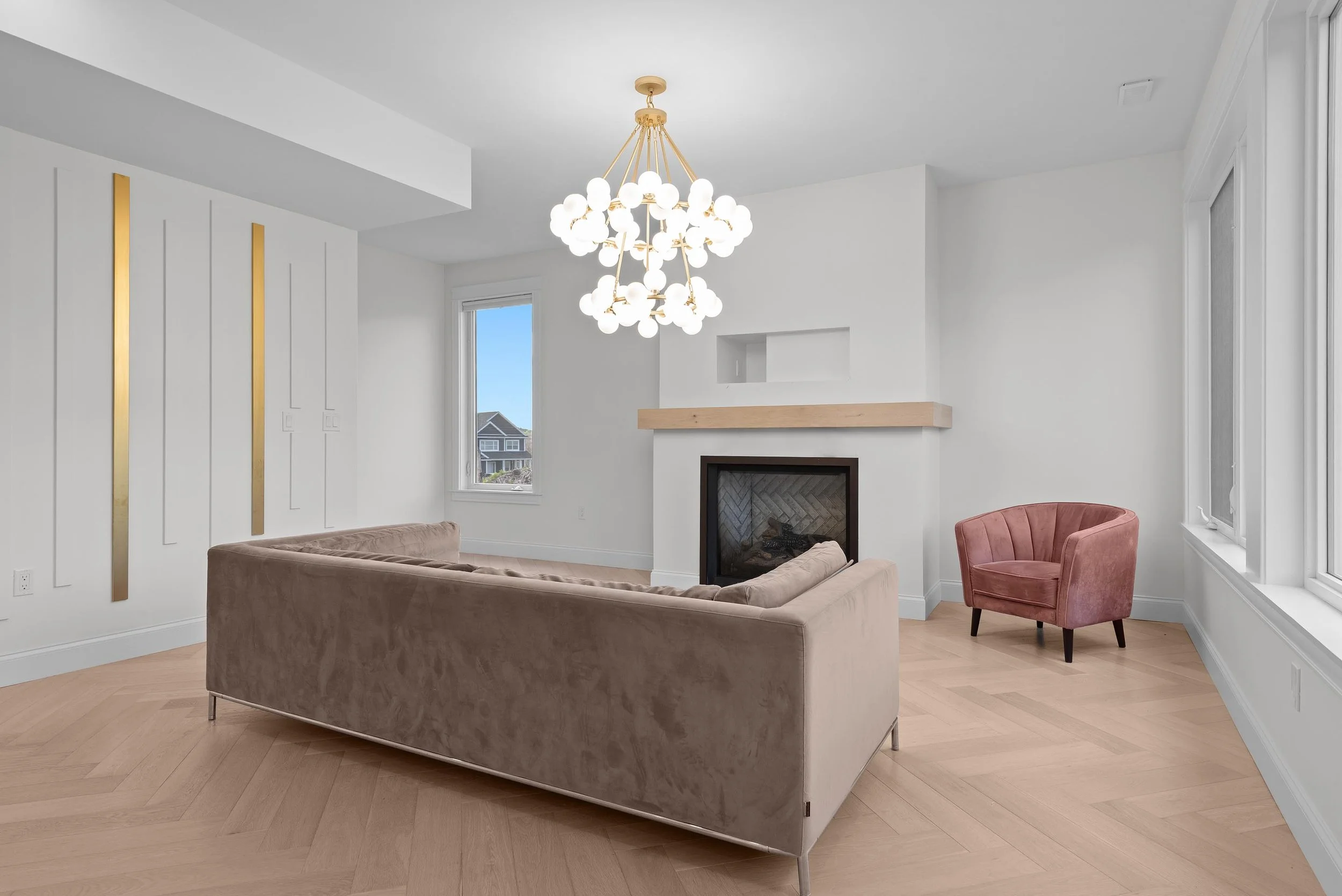 195_Carmel_Cres_23.jpg