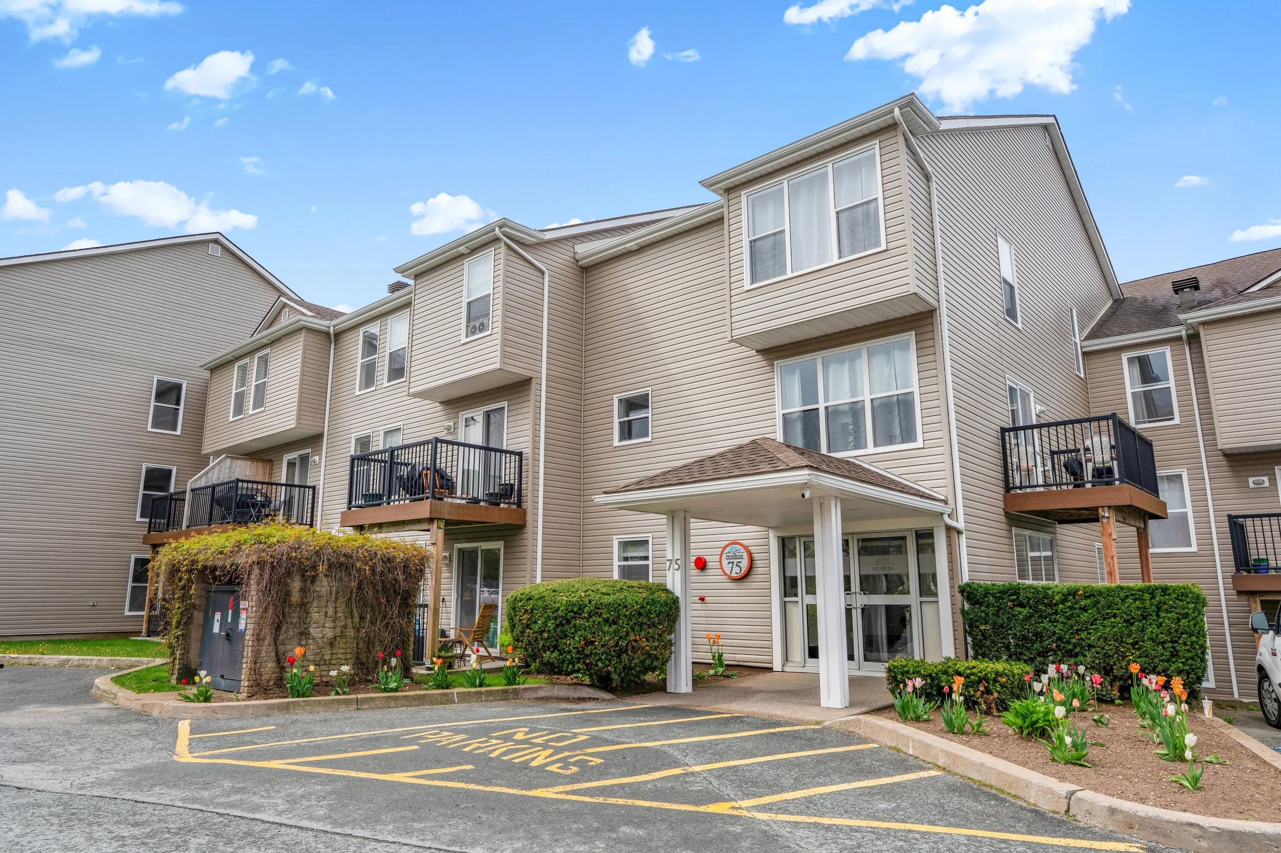 101-75 Collins Grove Court 29.jpg