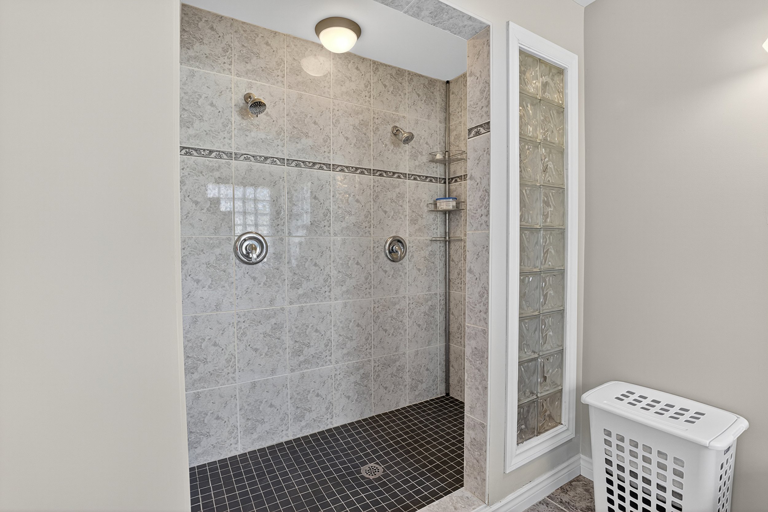 917 Montague Road 73.jpg