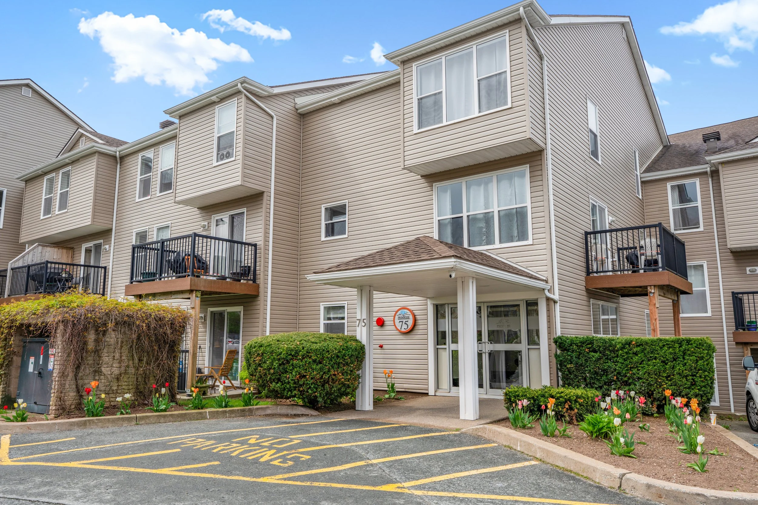 101-75 Collins Grove Court 28.jpg