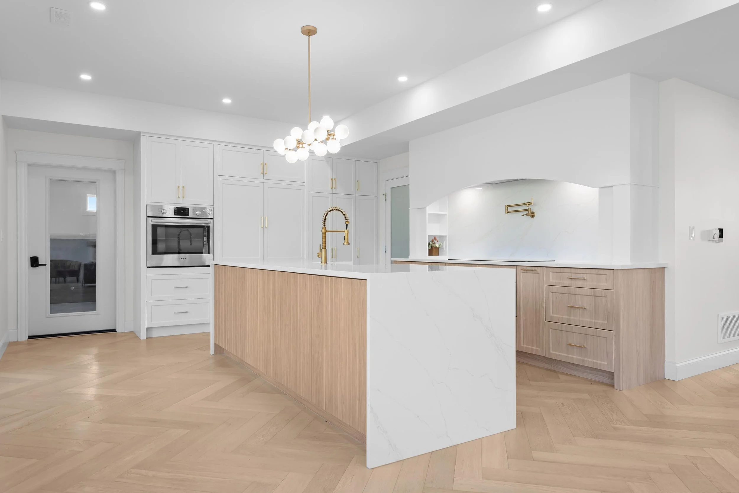 195_Carmel_Cres_12.jpg