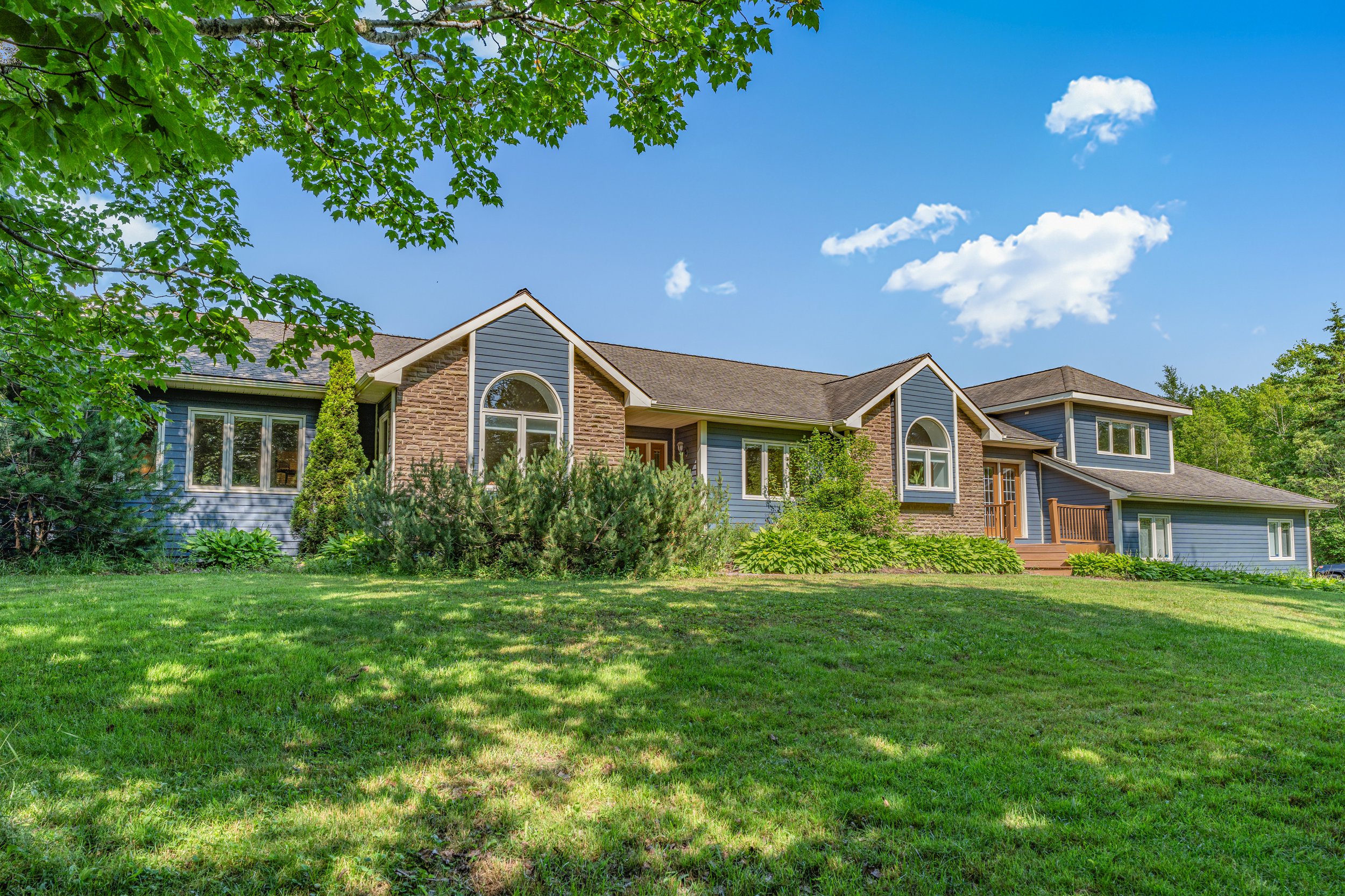917 Montague Road 4.jpg