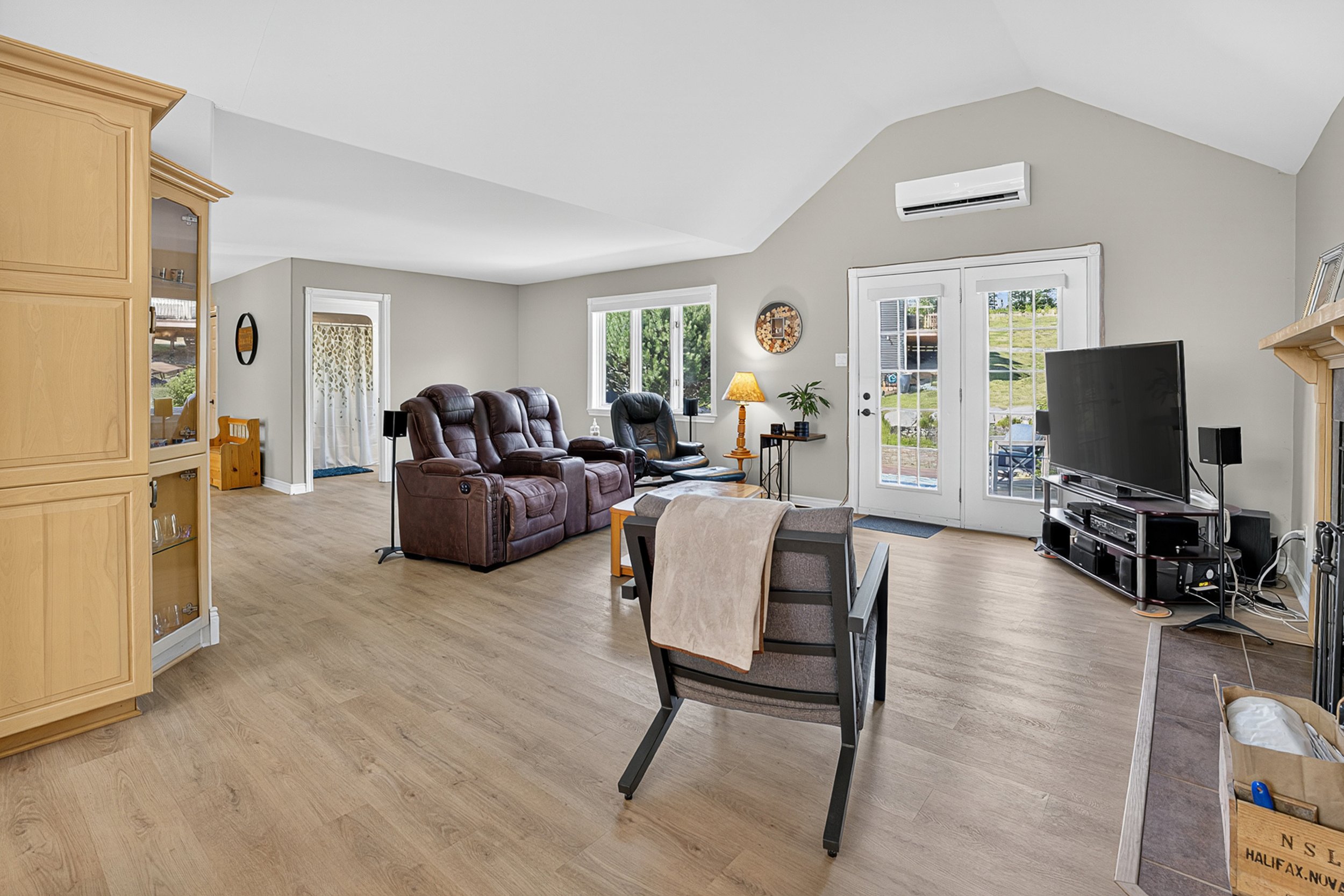 917 Montague Road 45.jpg