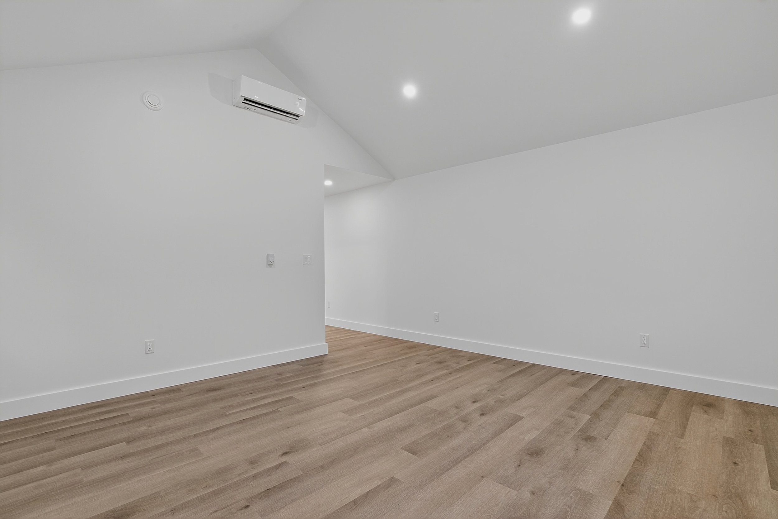 24 Shannon Road 3.jpg