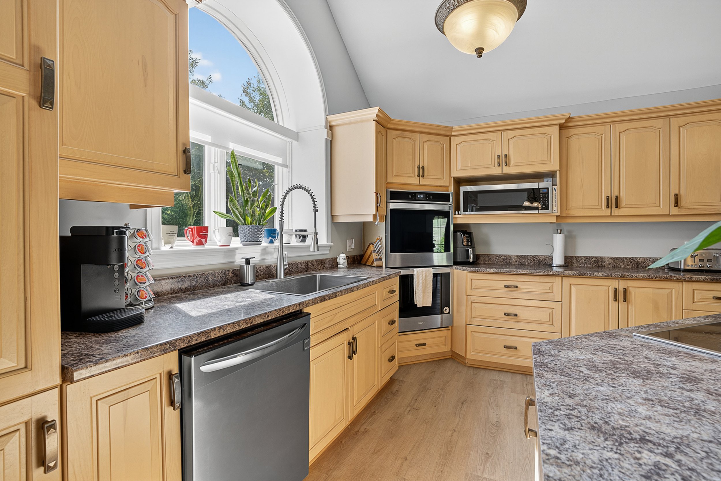 917 Montague Road 40.jpg