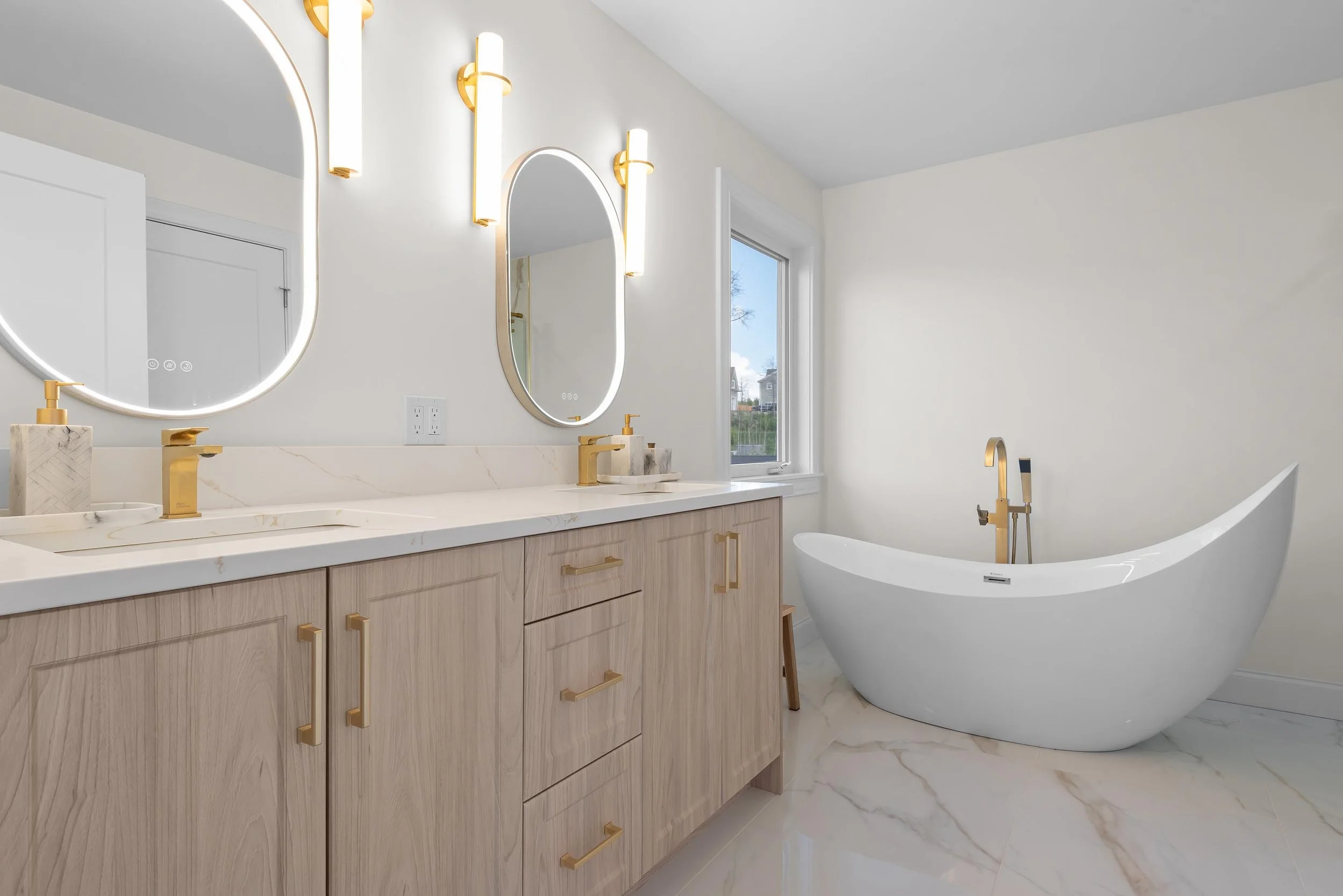 195_Carmel_Cres_33.jpg