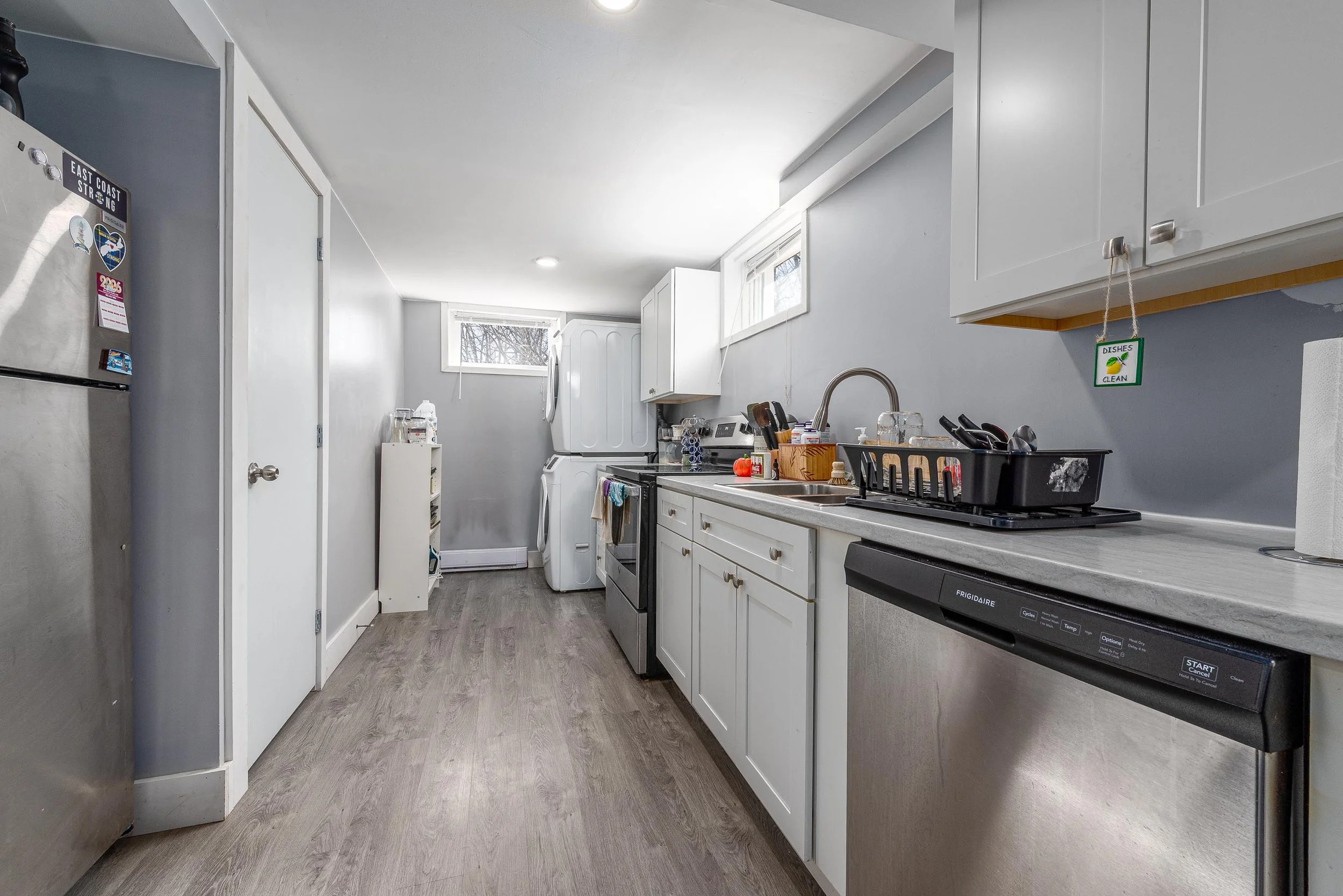 116_Coronation_Ave_10.jpg