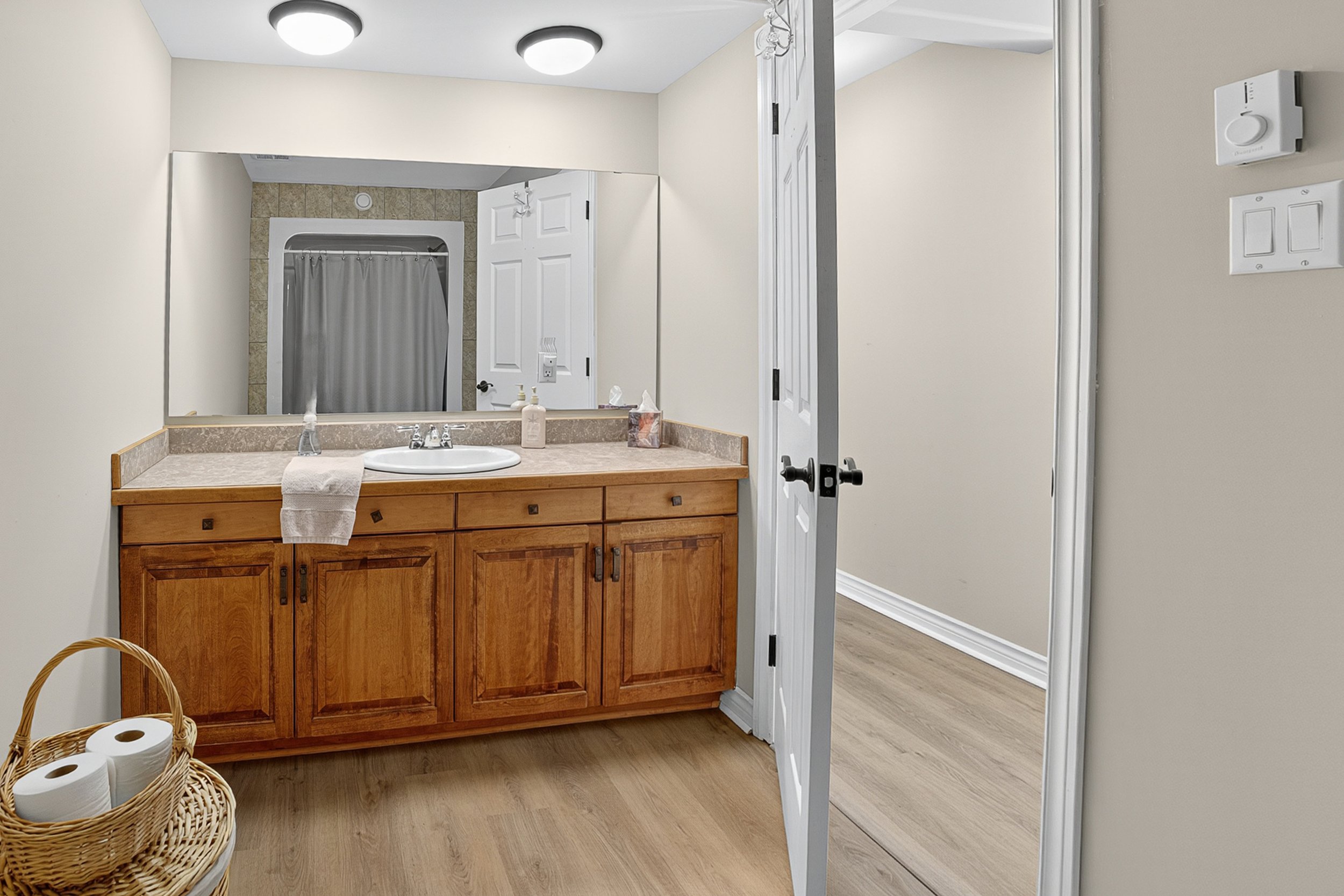 917 Montague Road 33.jpg