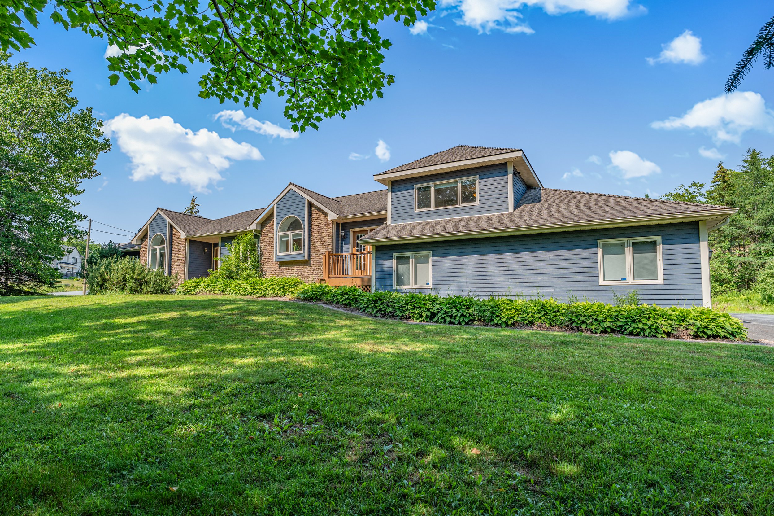 917 Montague Road 2.jpg