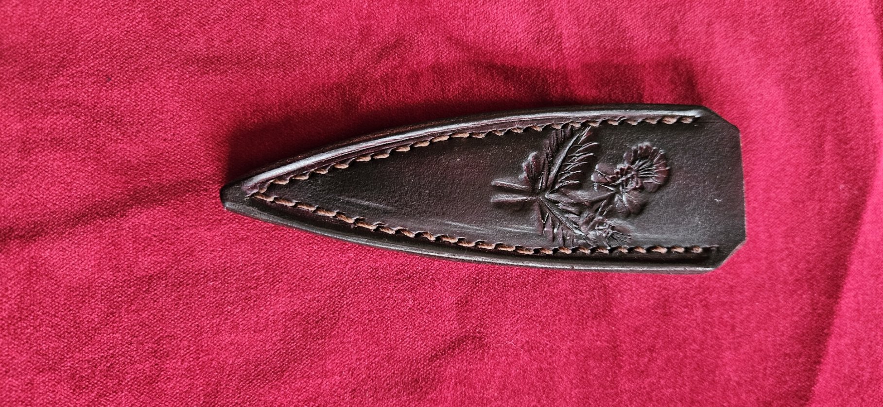 tooled sheath.jpg