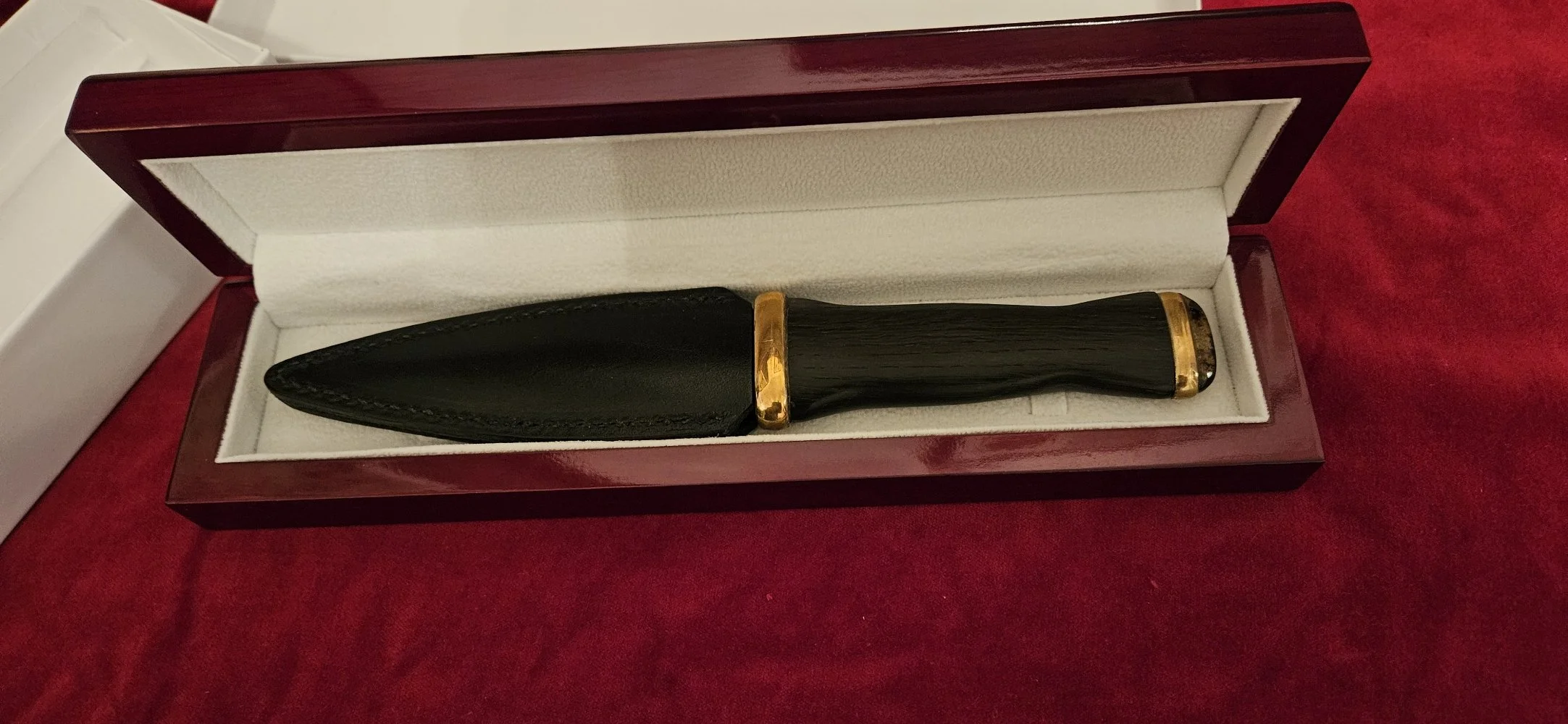 Bog Oak wood with brass and Baltic Amber, Damascus steel blade