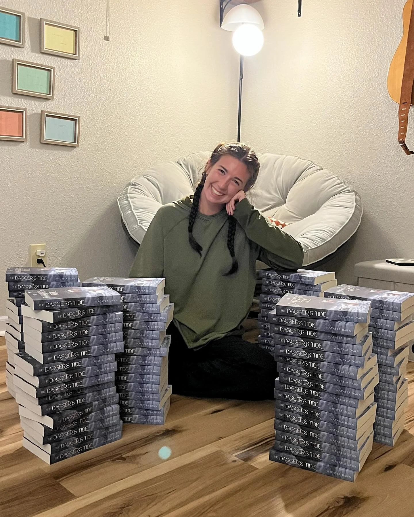 behind the scenes of packing orders last weekend 🥹🥹 i&rsquo;m so blessed to say that i set a goal when preorders opened, not thinking i would get close to that number but that i would do my absolute best, and i surpassed it. and that&rsquo;s becaus