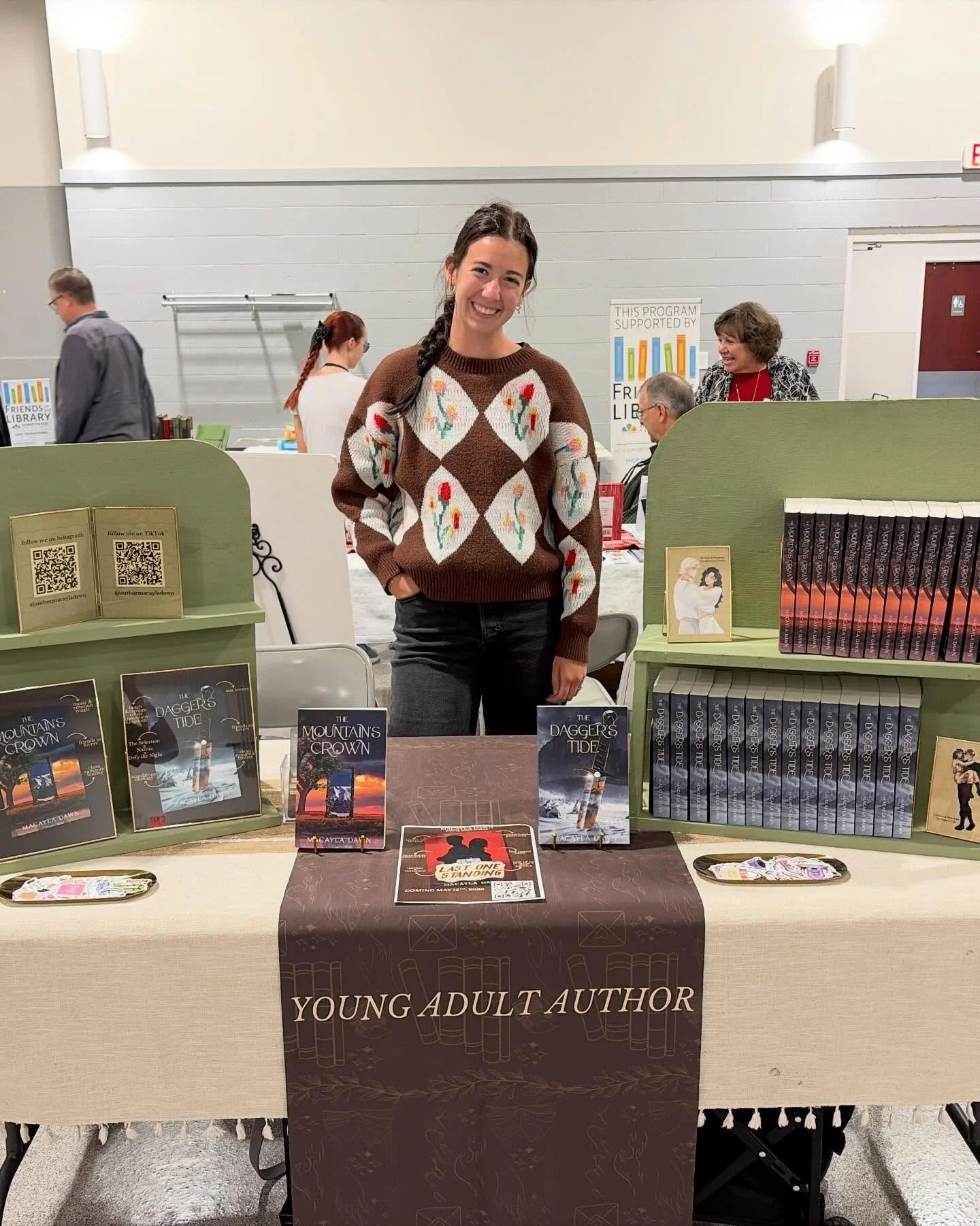 had so much fun at the @hamiltoneastpl author on sunday! can&rsquo;t wait for my next author fair this saturday at @gburglibrary !!