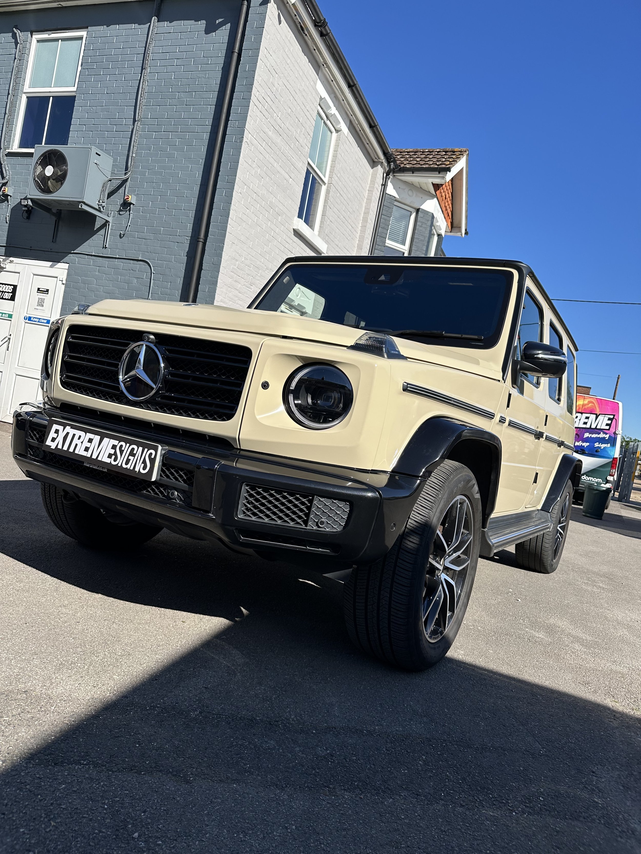 vehicle wrapping by extreme signs .JPG
