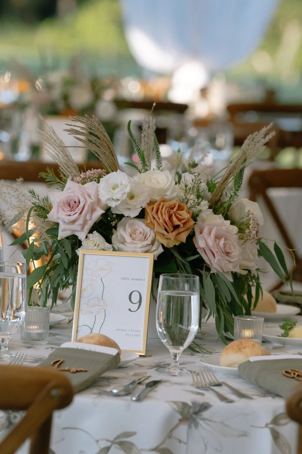 romantic-wedding-centerpiece-floral-reception-details.jpg
